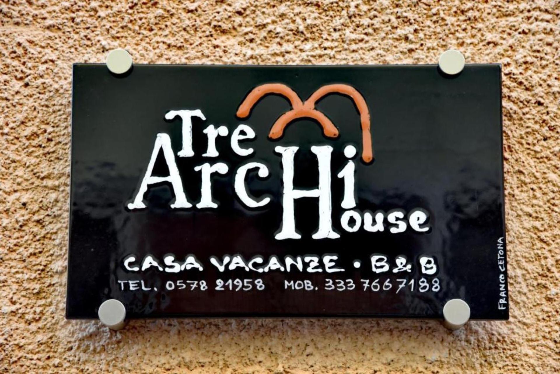 TRE ARCHI HOUSE view 3