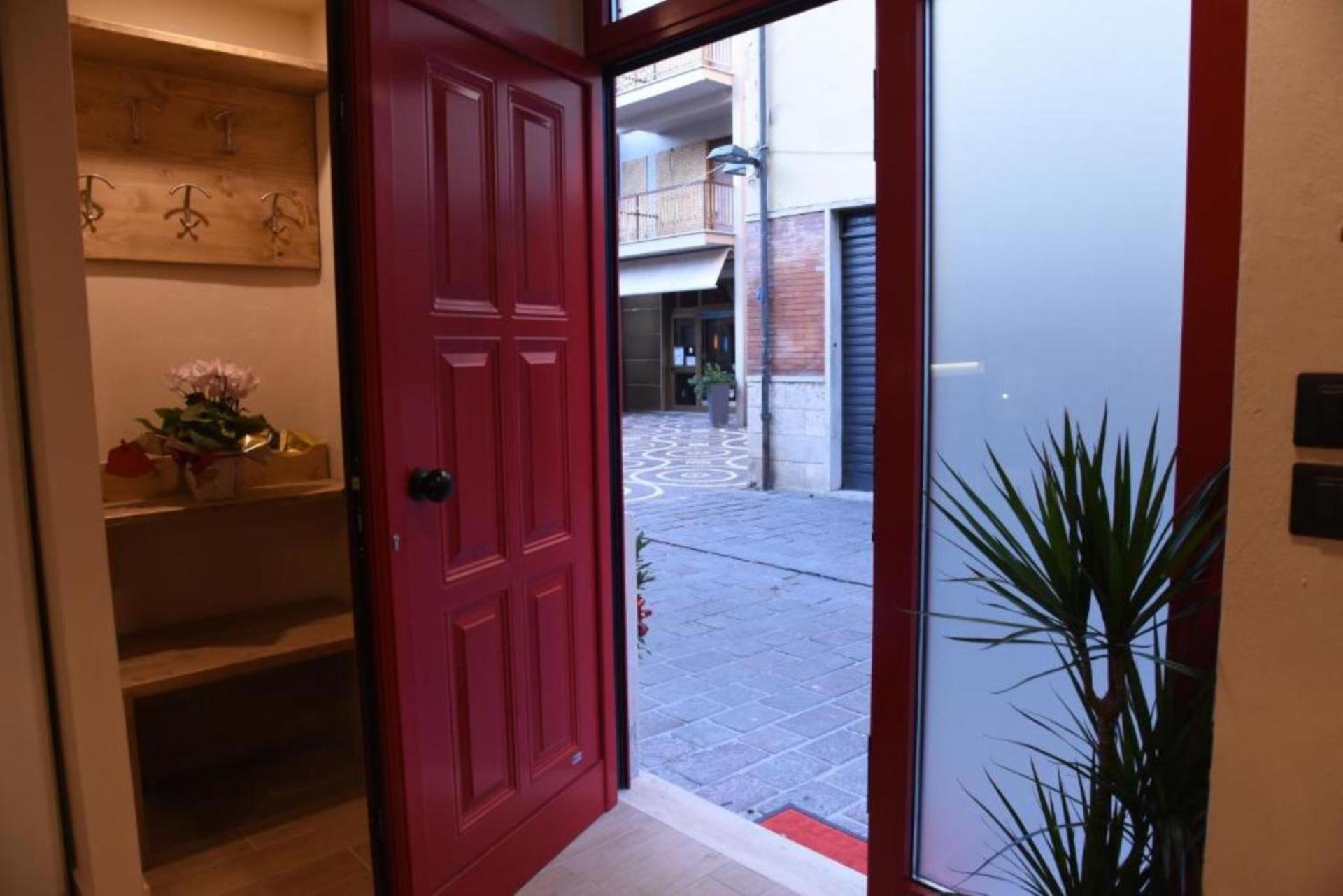 TRE ARCHI HOUSE view 4