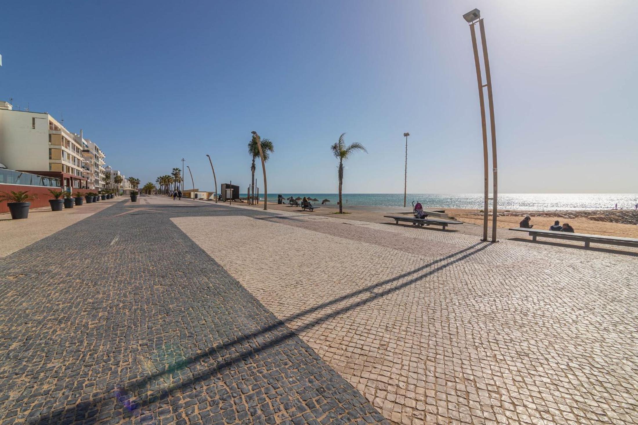 Quarteira Ocean View by Homing view 2