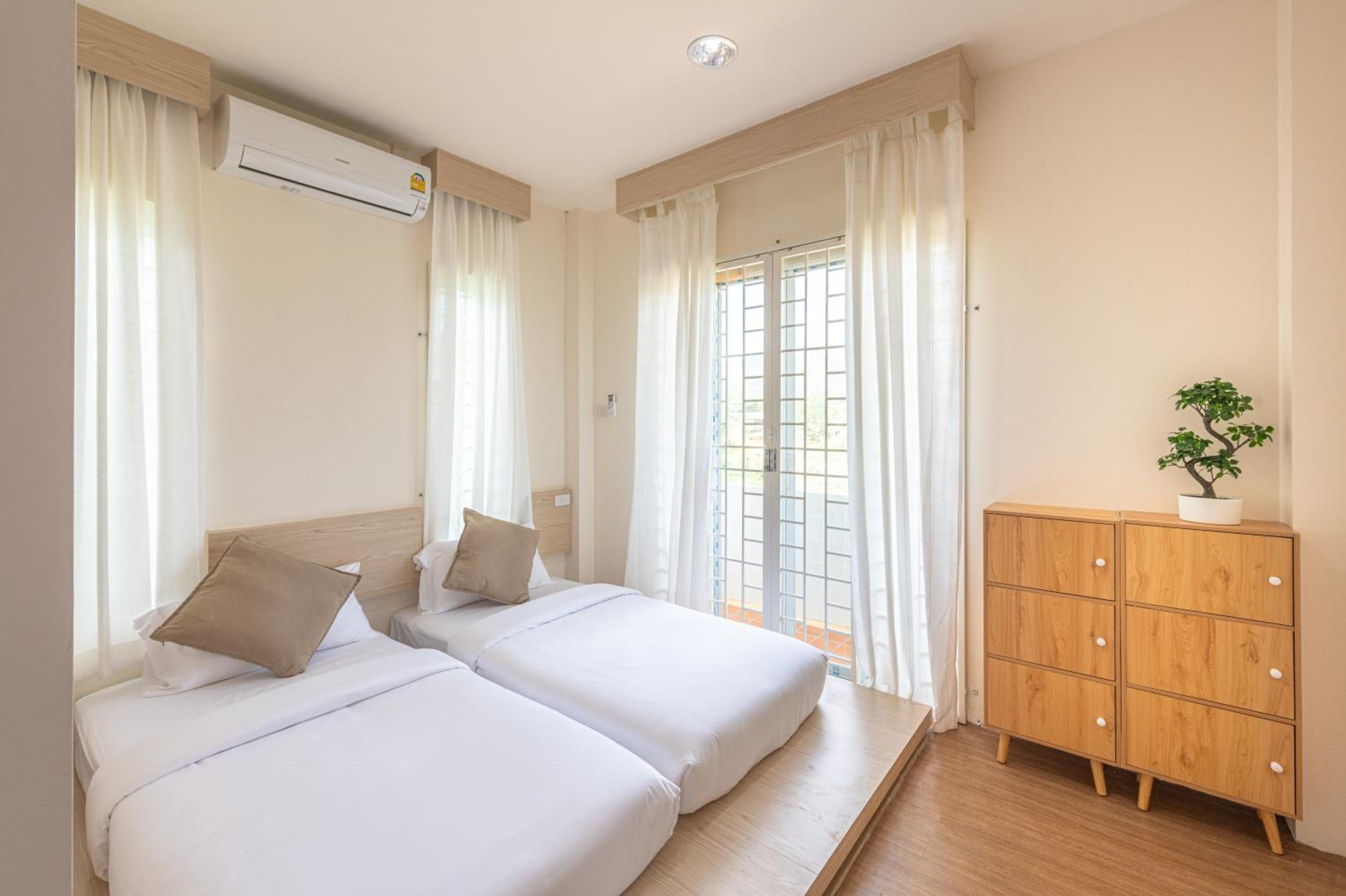 Hoteru House Ranong 1 - โฮเตรุ เฮ้าส์ ระนอง view 2