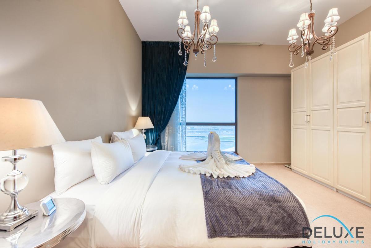 Exquisite 1BR in Sadaf, Jumeirah Beach Residence by Deluxe Holiday Homes
