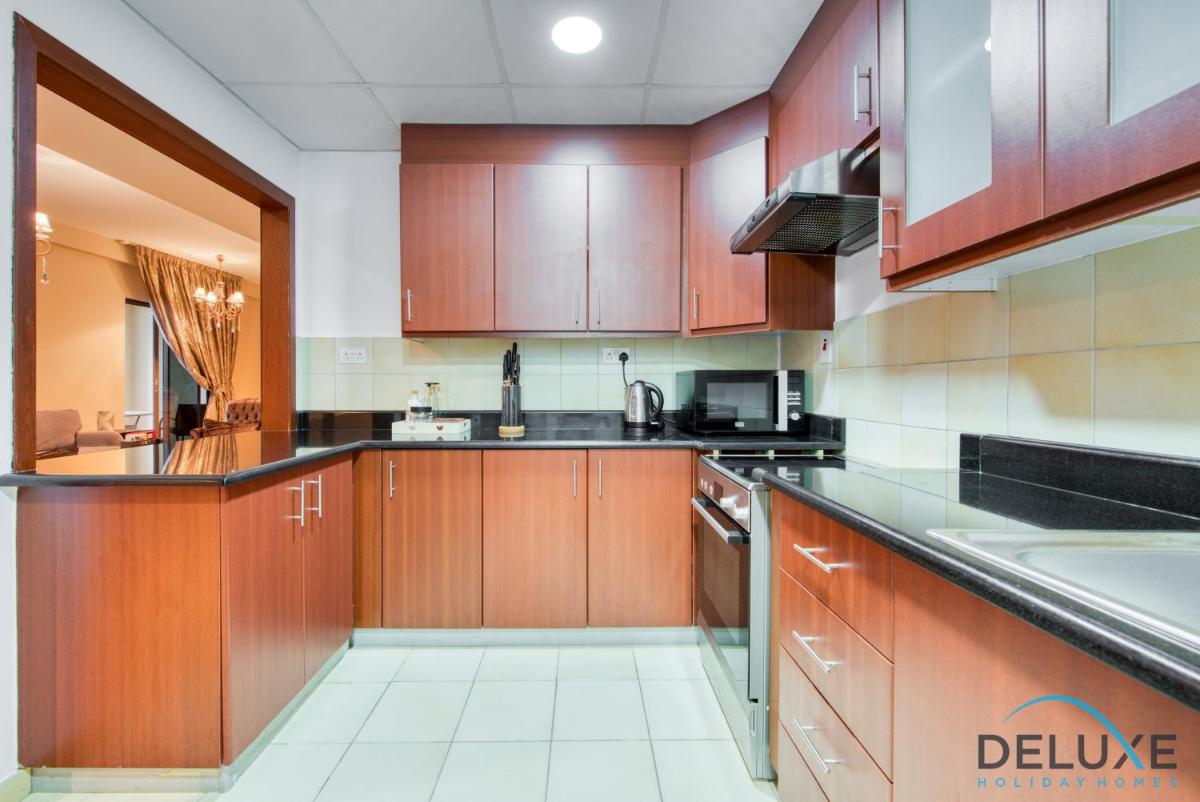Exquisite 1BR in Sadaf, Jumeirah Beach Residence by Deluxe Holiday Homes