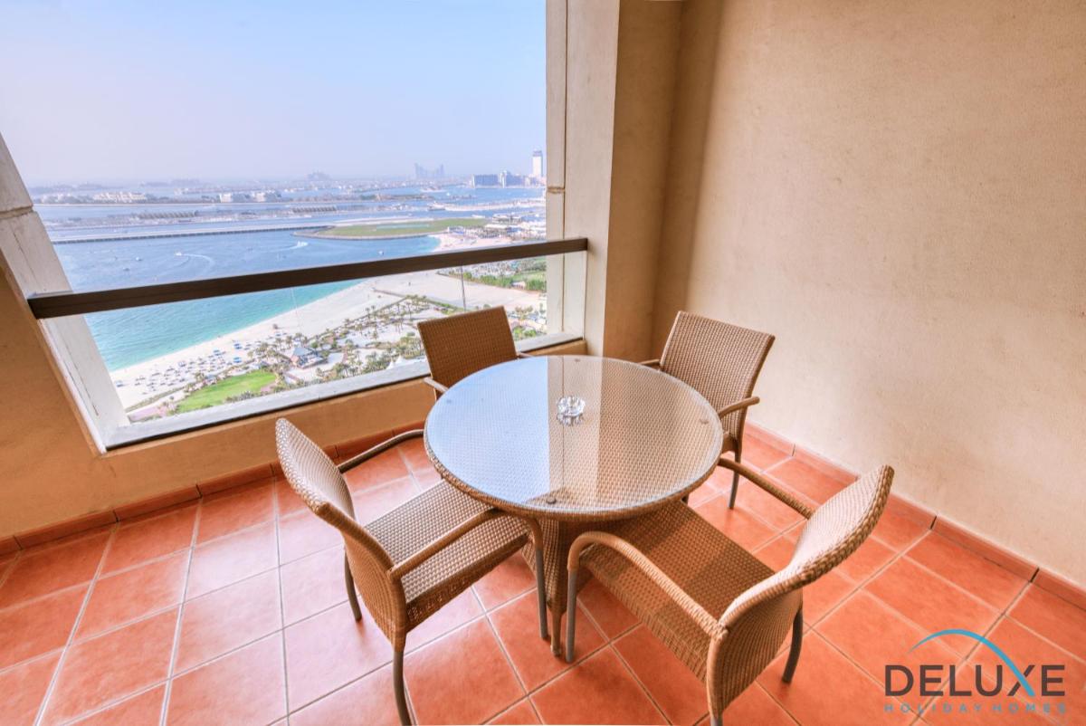 Exquisite 1BR in Sadaf, Jumeirah Beach Residence by Deluxe Holiday Homes