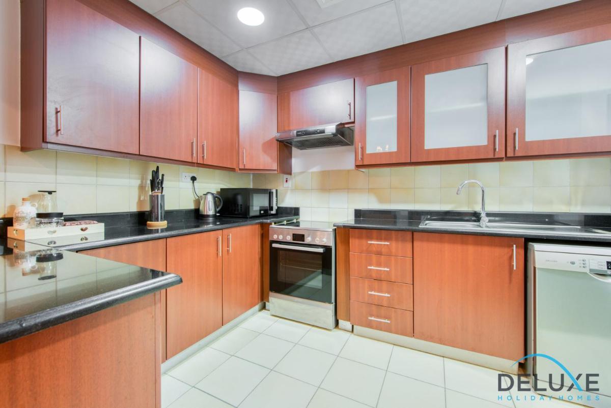 Exquisite 1BR in Sadaf, Jumeirah Beach Residence by Deluxe Holiday Homes