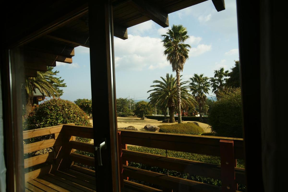 Sunny Day Jeju, Seogwipo - 12
