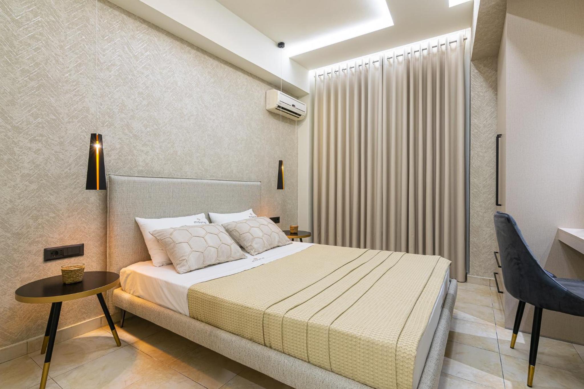 Mouria Studios & Apartments