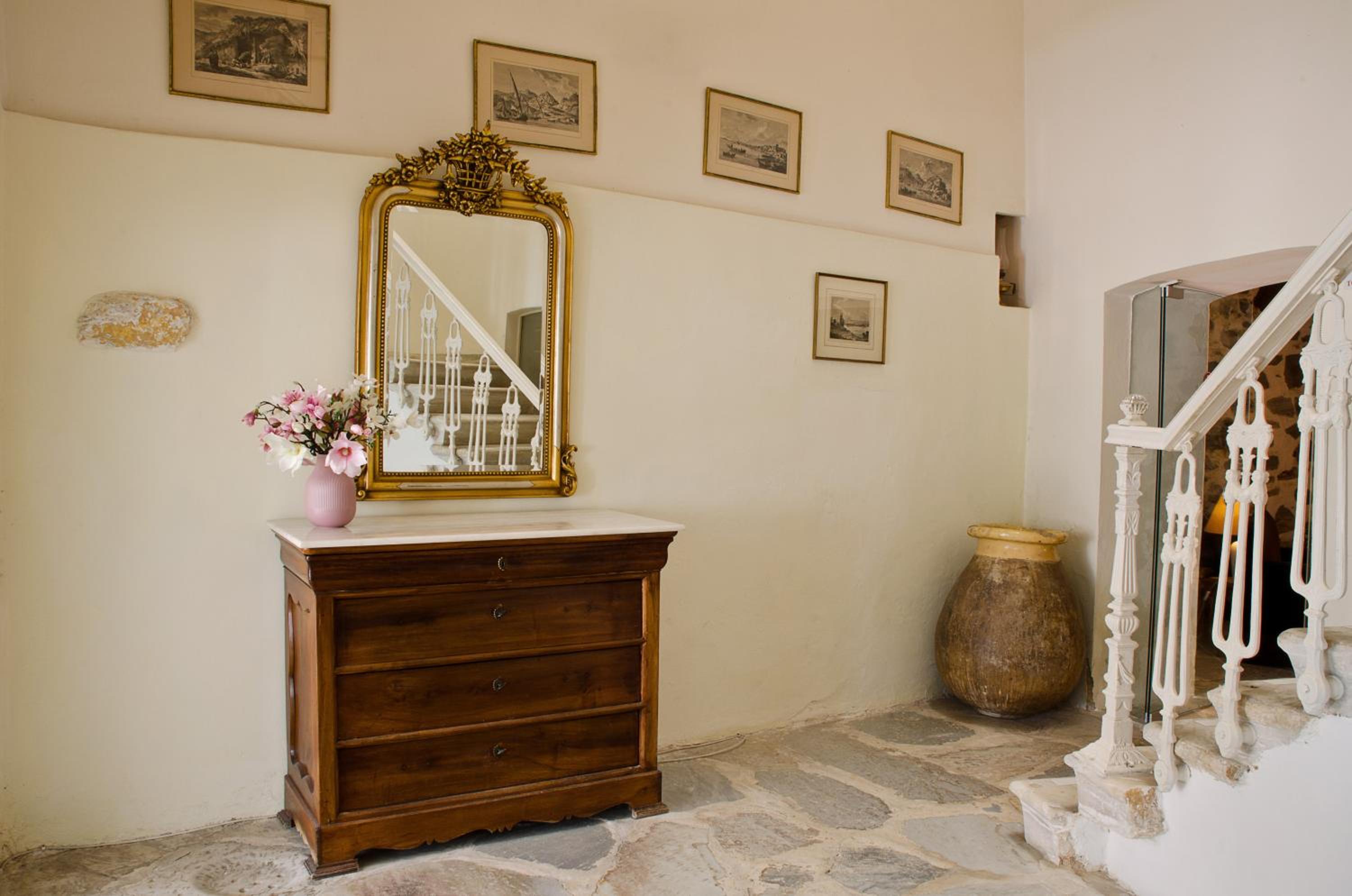 Hotel Omiros