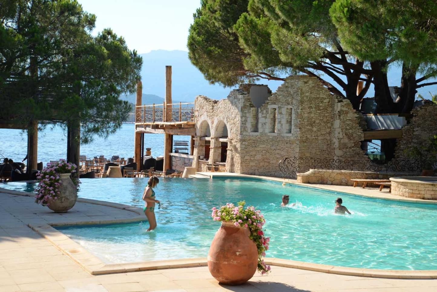 swimming pool