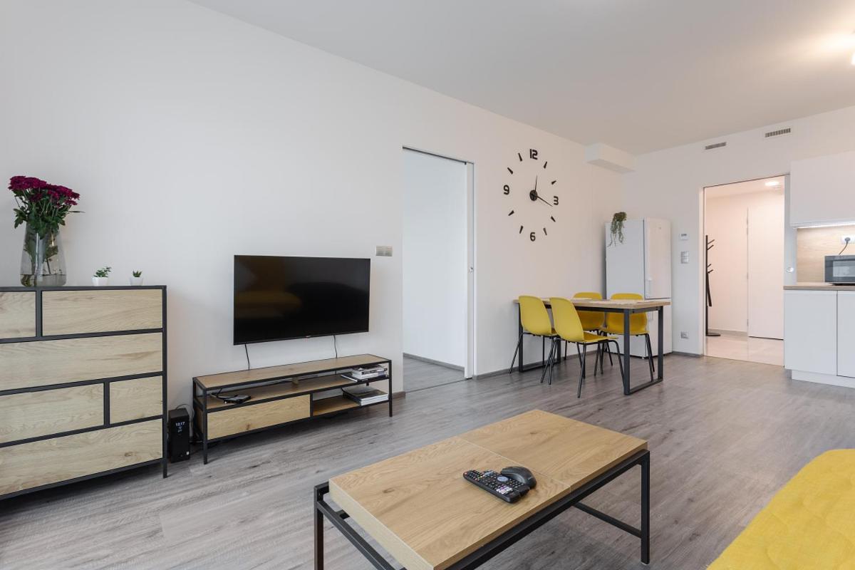 Yellow apartment with PARKING