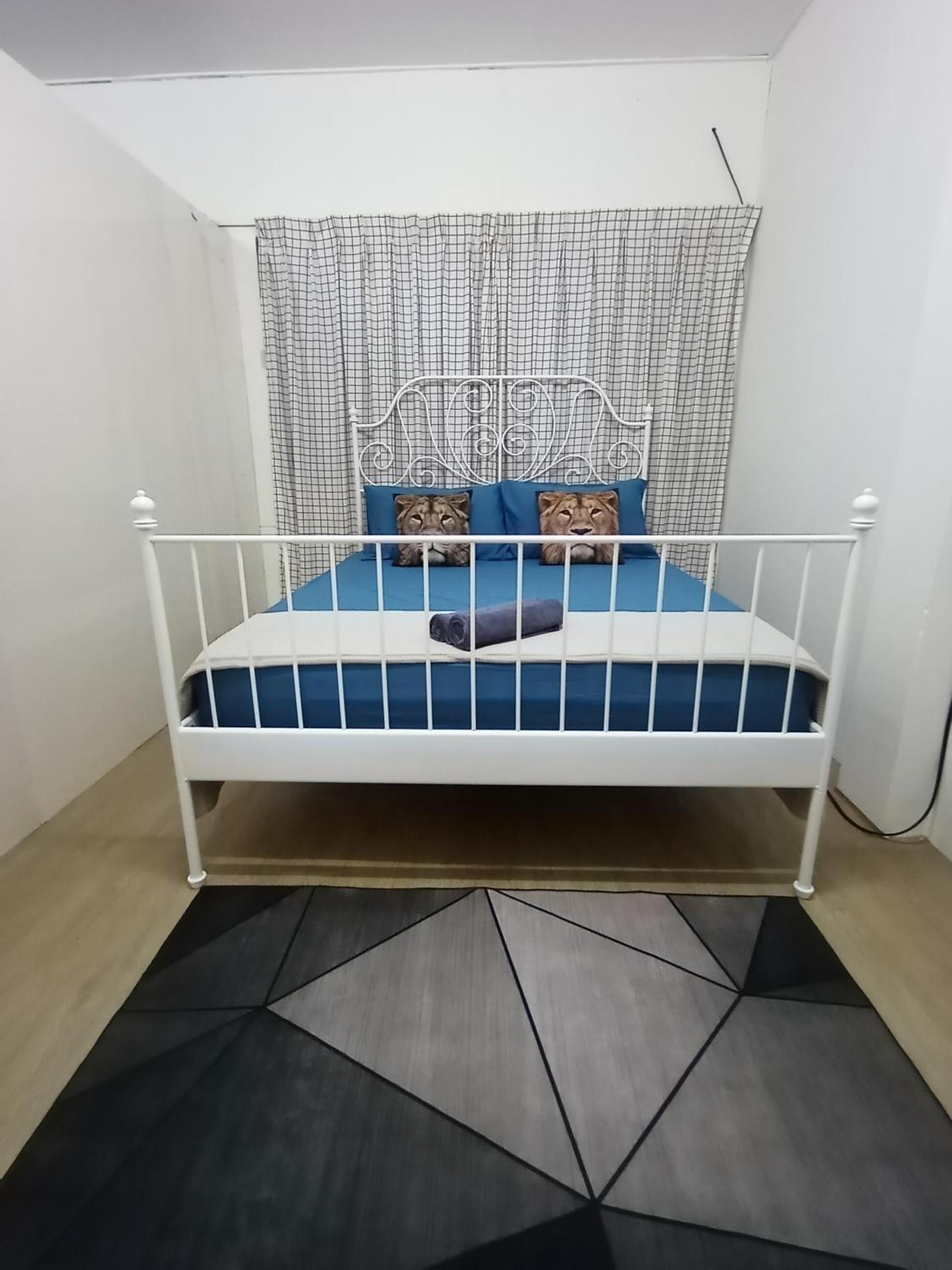 Minimalist Shop Stay @ Royal Town photo 5