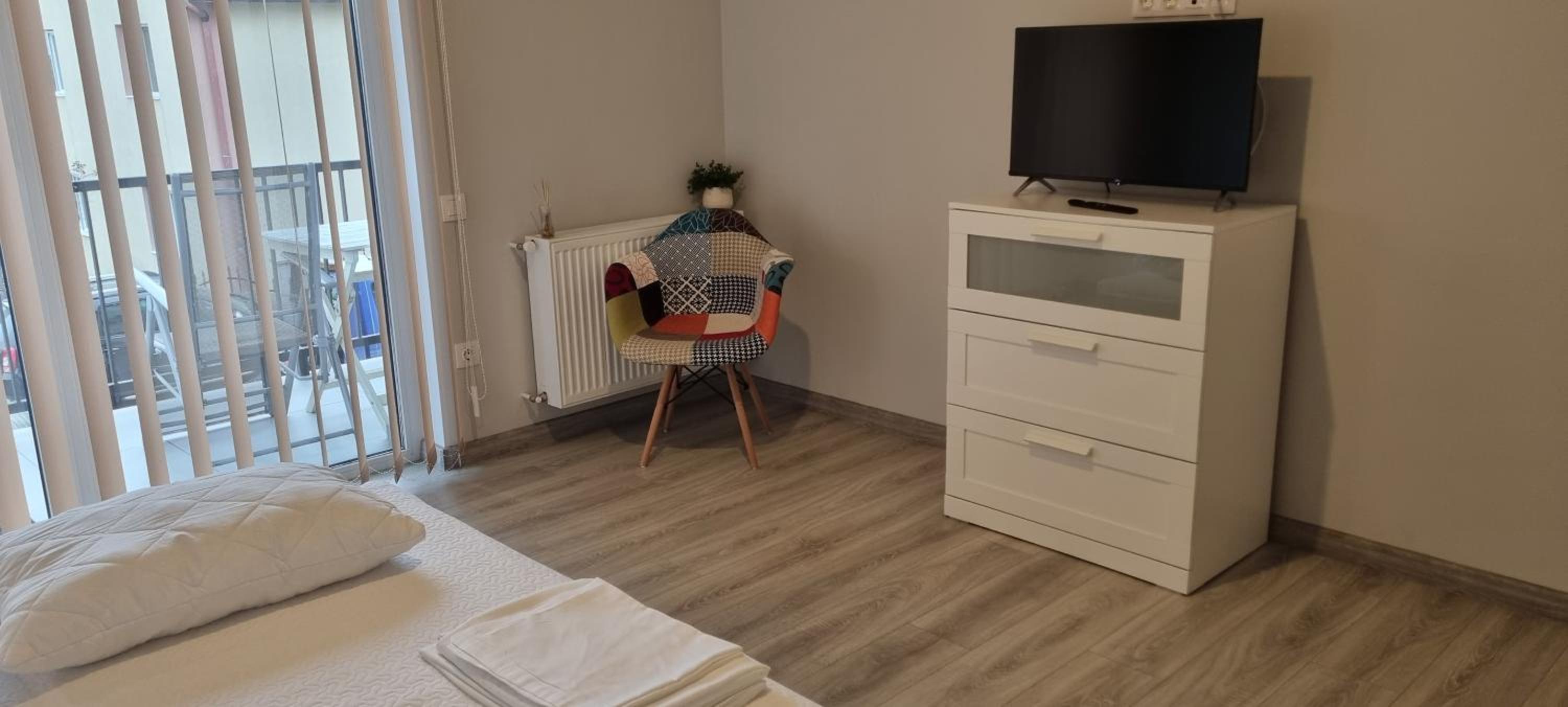 Baman Apartment