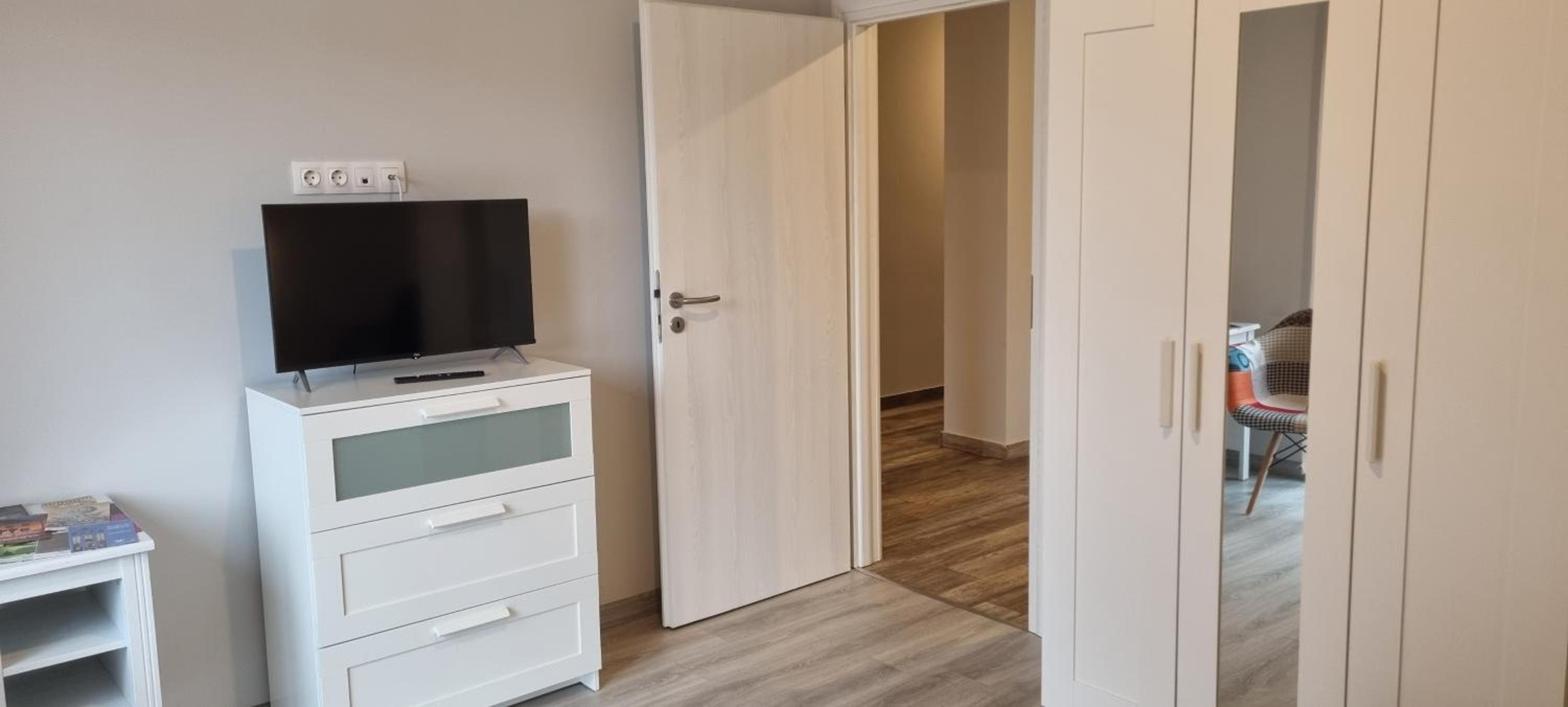 Baman Apartment