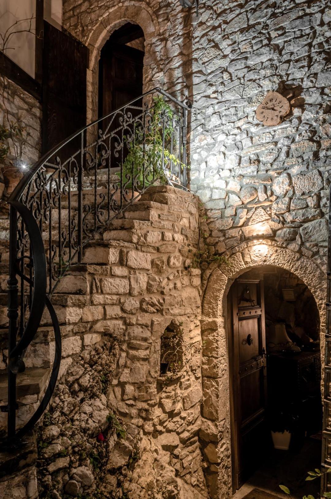 Hotel Hani i Xheblatit - Image 1