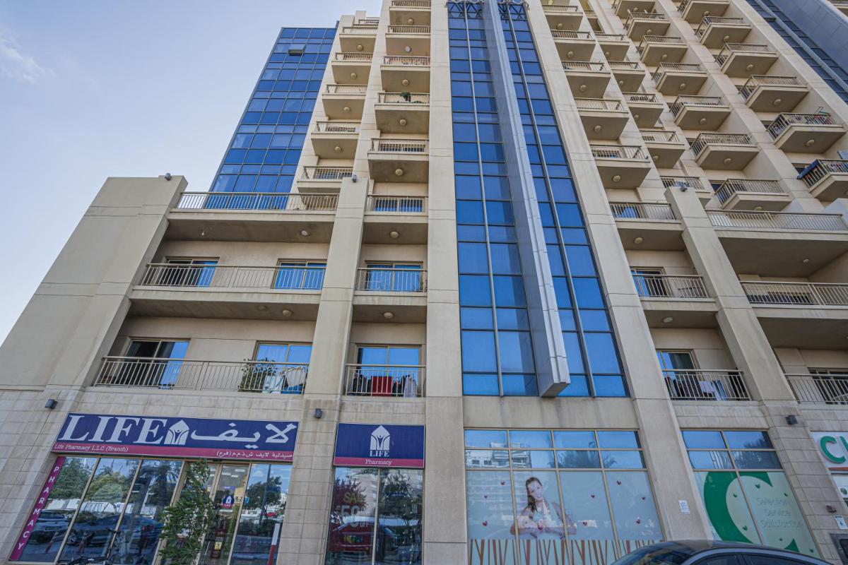 HiGuests - Luxurious 1BR Apartment with balcony in JVC