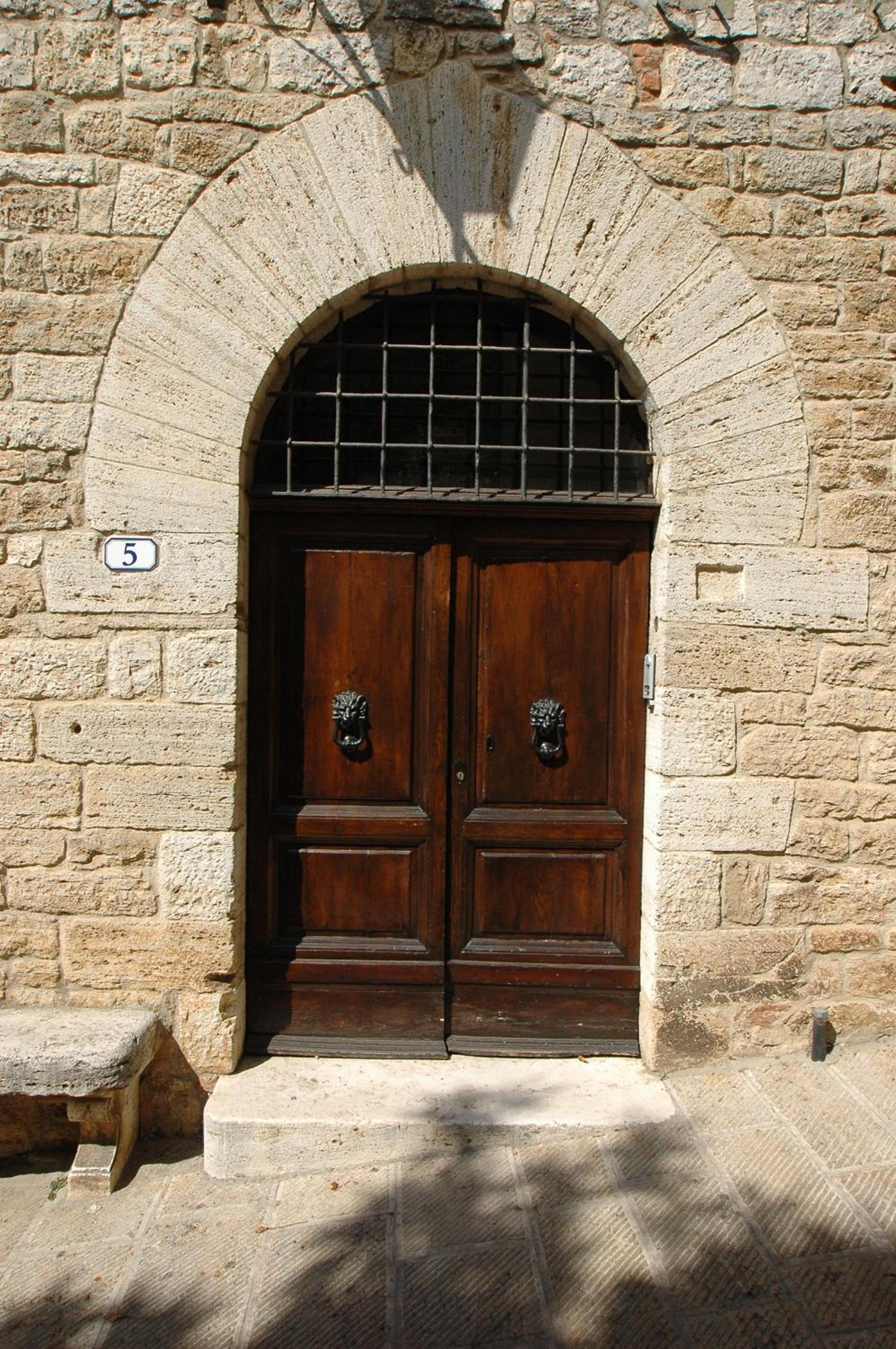 Photo 7
