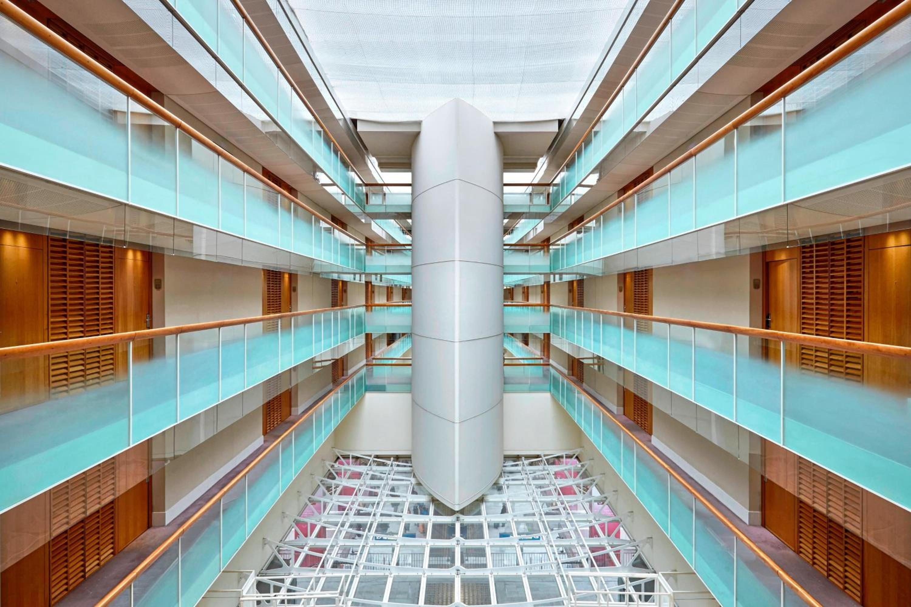 Roissy-en-France Vacations - Sheraton Paris Charles de Gaulle Airport Hotel - Property Image 2