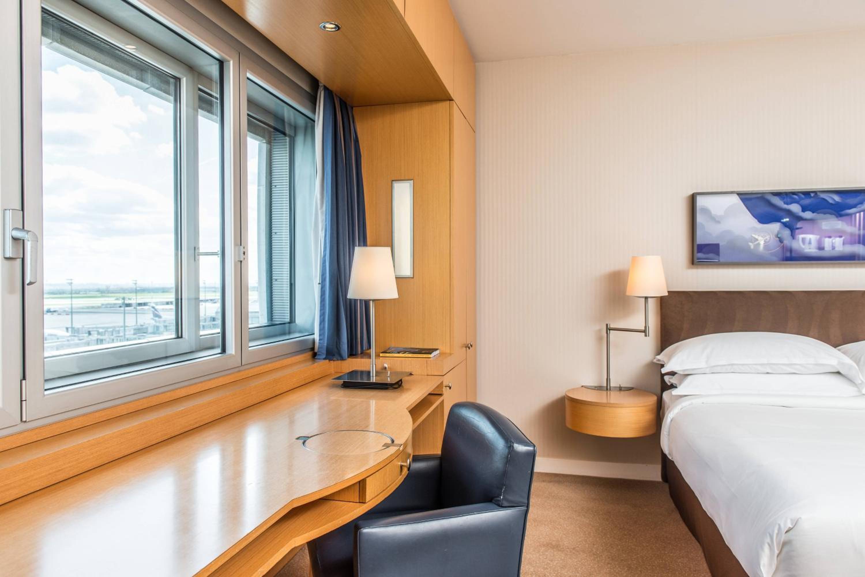 Roissy-en-France Vacations - Sheraton Paris Charles de Gaulle Airport Hotel - Property Image 36