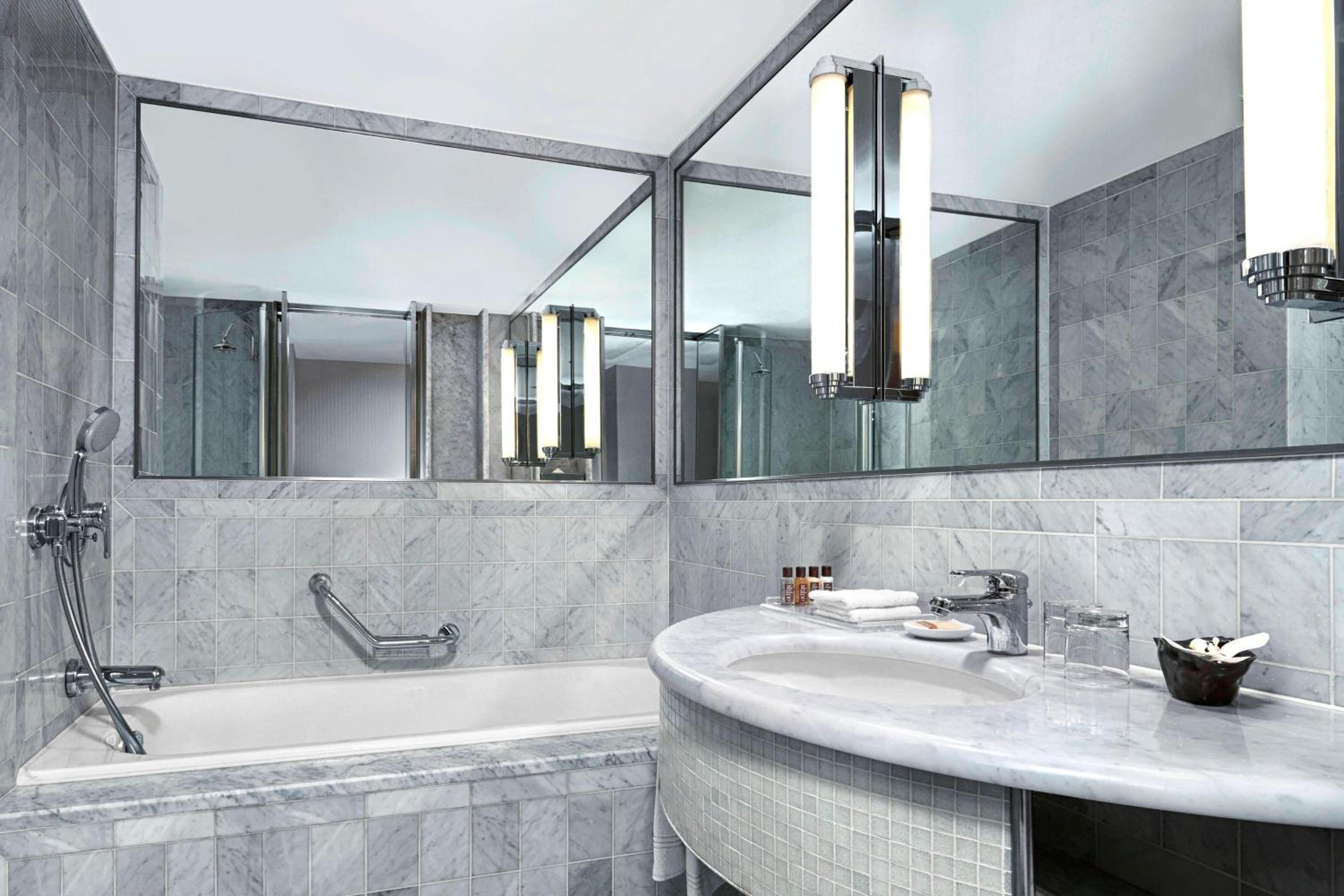 Roissy-en-France Vacations - Sheraton Paris Charles de Gaulle Airport Hotel - Property Image 26