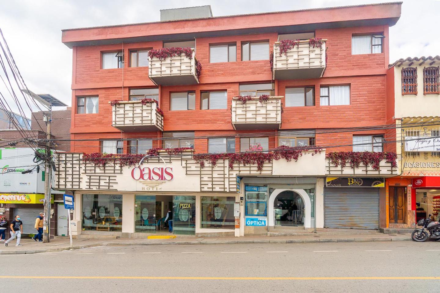 Hotel Oasis