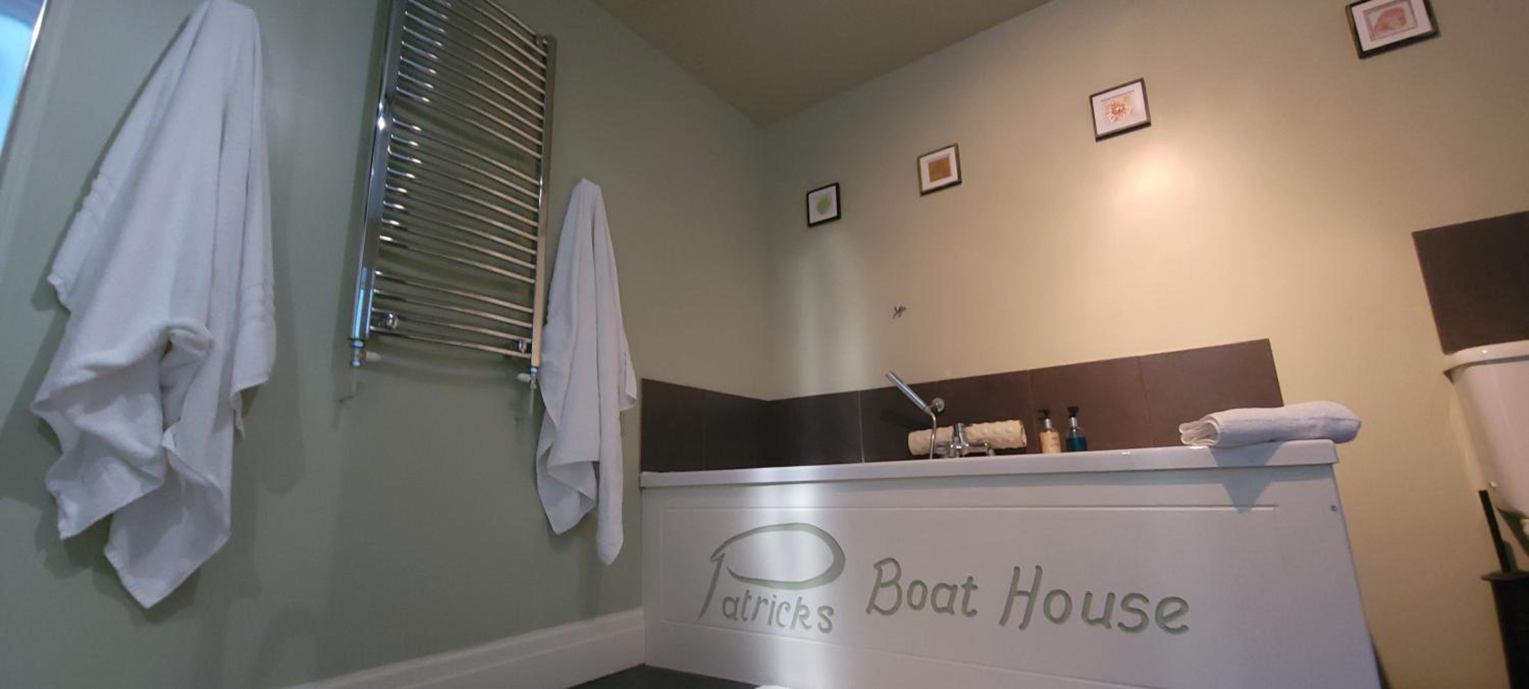 Patricks Boathouse, photo 40
