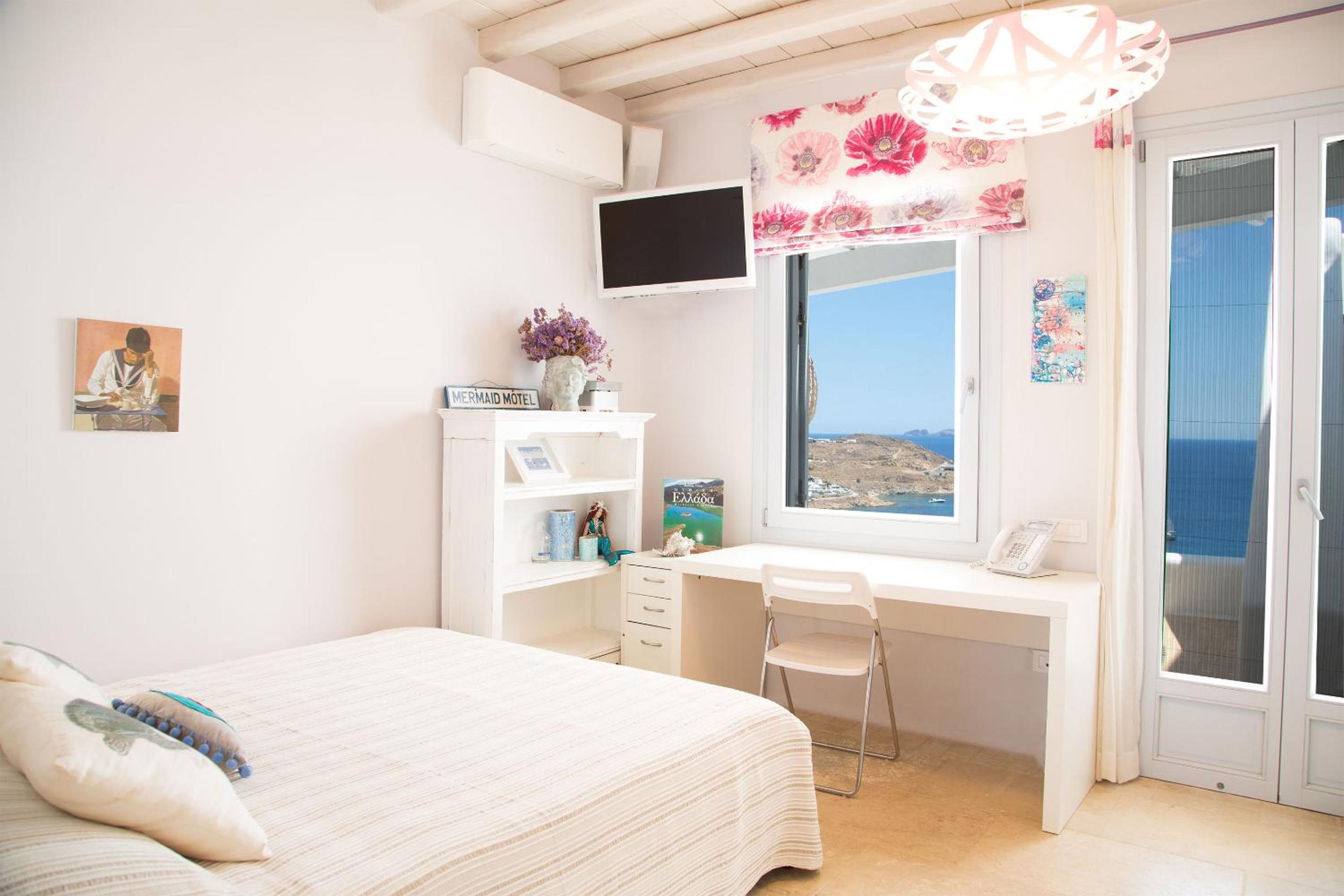 Beachfront Luxury Villa Santa Barbara photo 5