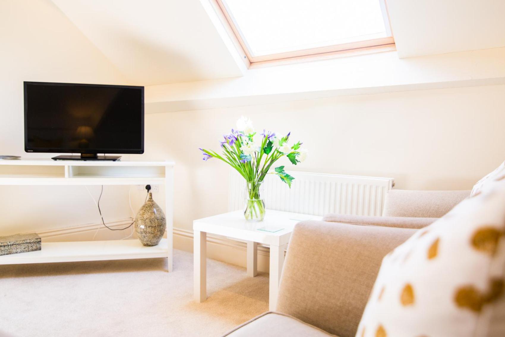 Higher Weddicott Barn Holiday Cottage - Self Catering view 5