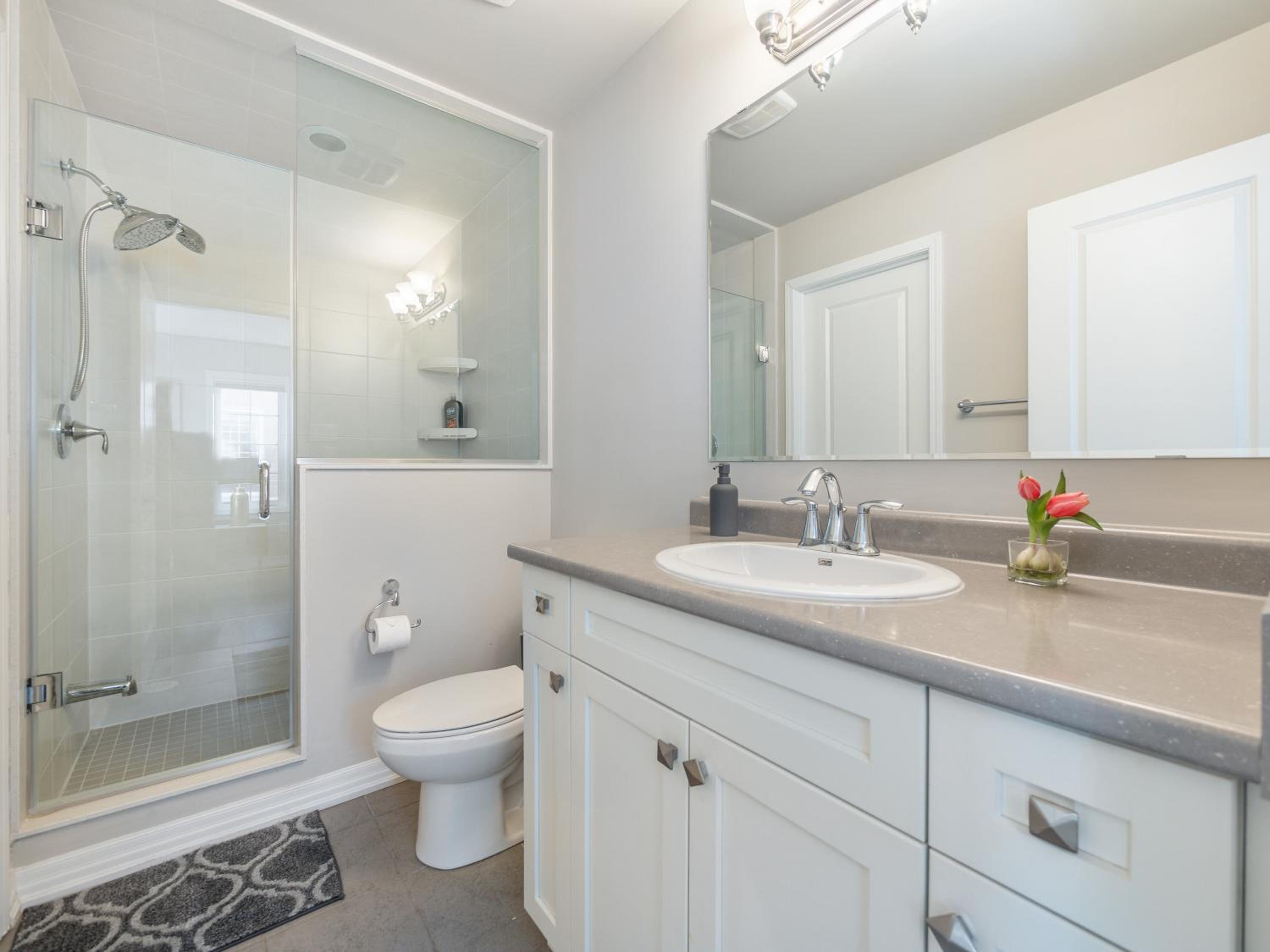 Boutique 3BrStudy Townhouse - Oakville - Property Image 33