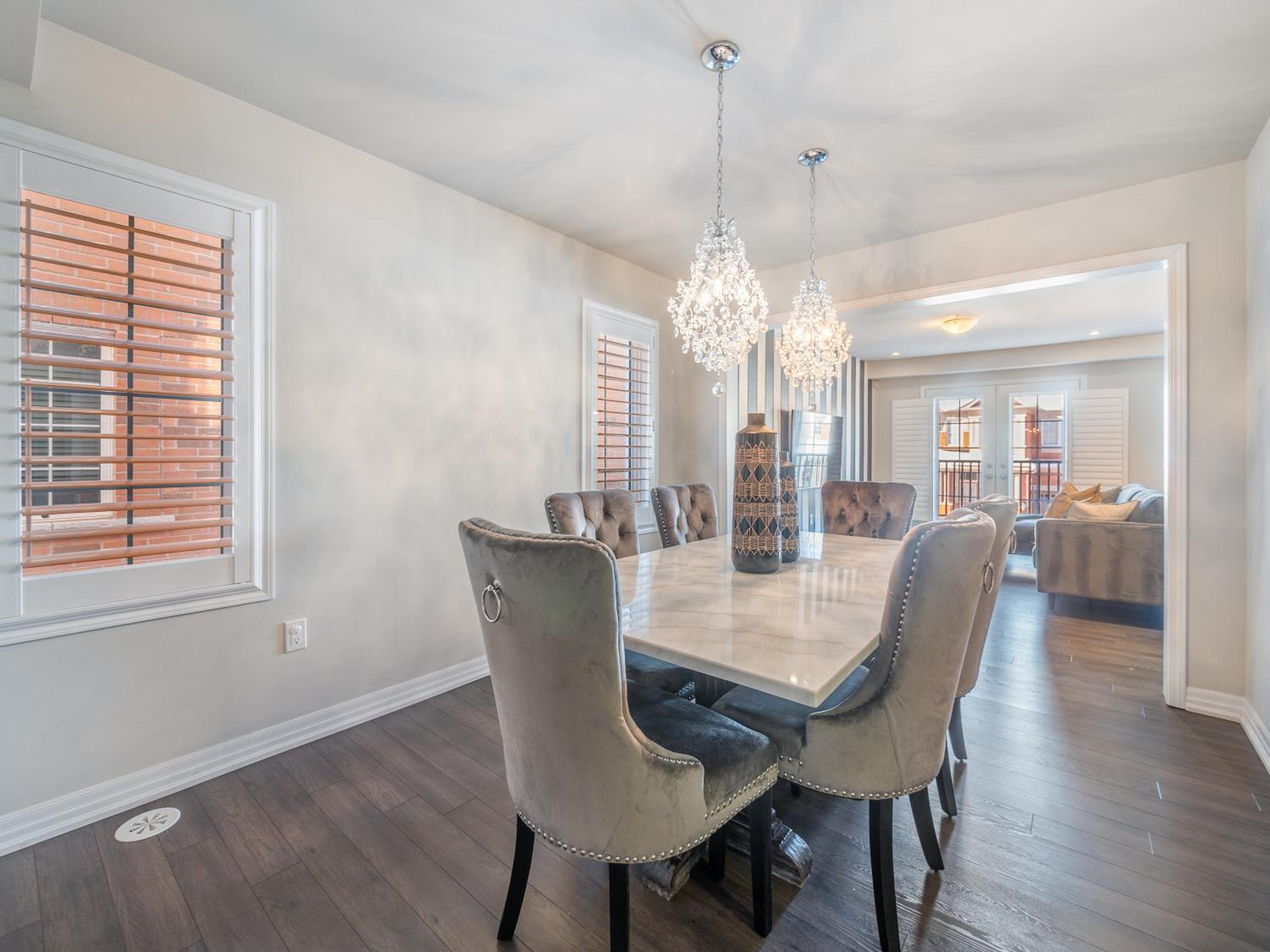 Boutique 3BrStudy Townhouse - Oakville - Property Image 20