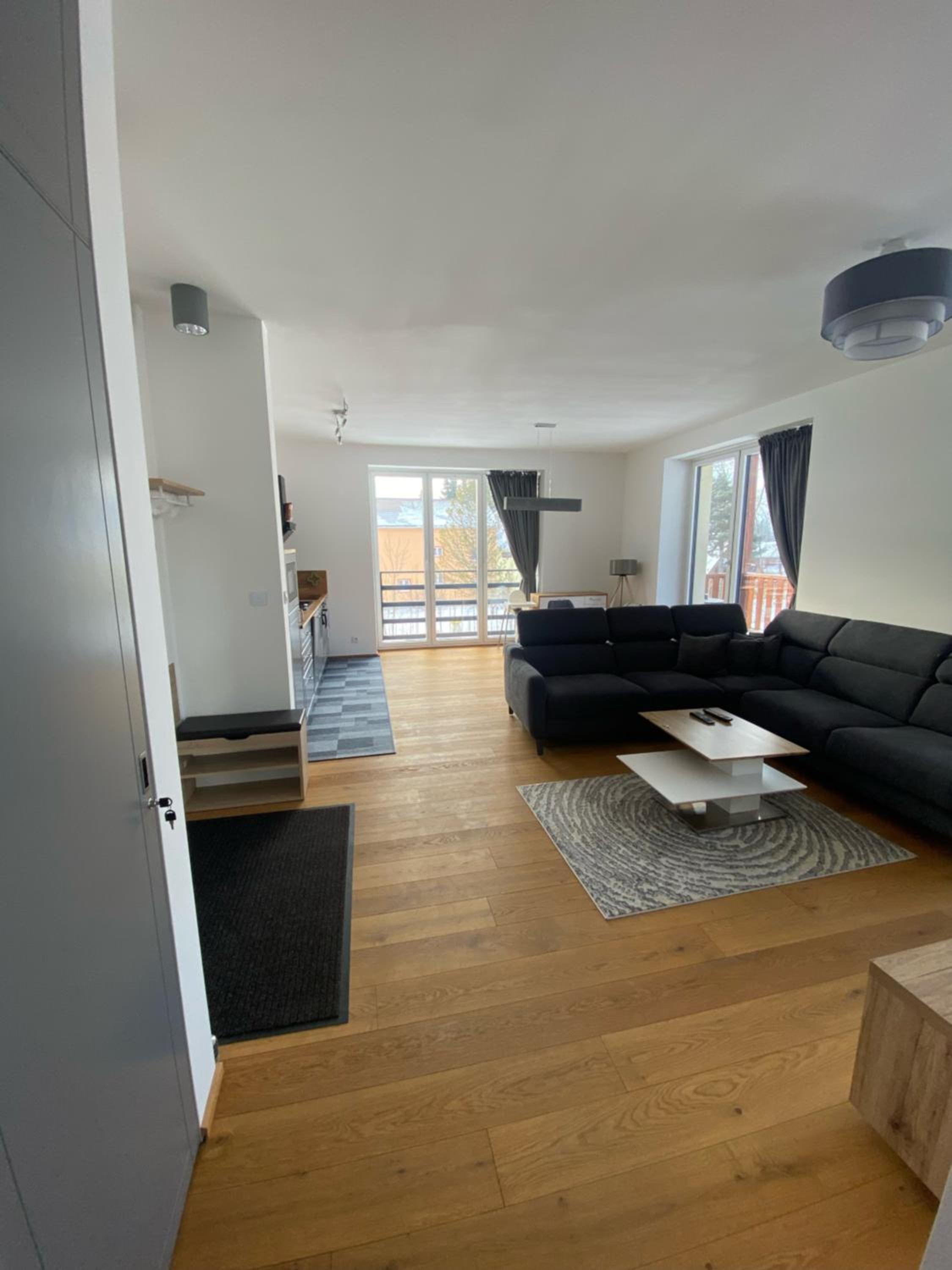 3 Sosny Apartments - Suite 1 view 2