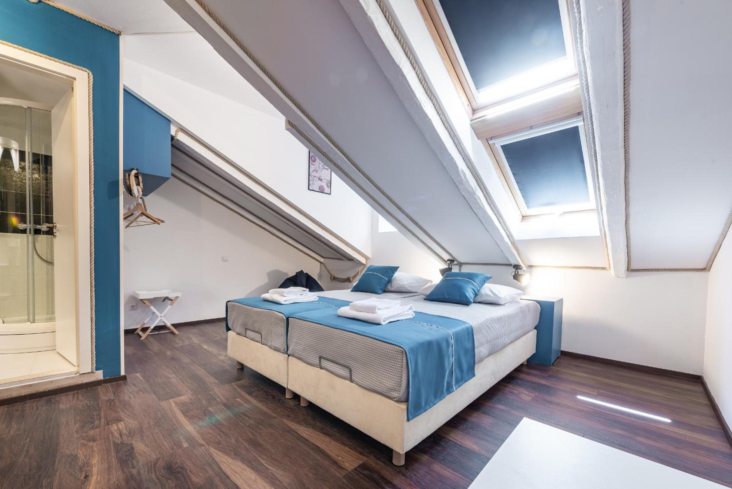 Nautica Room South - Old Town
