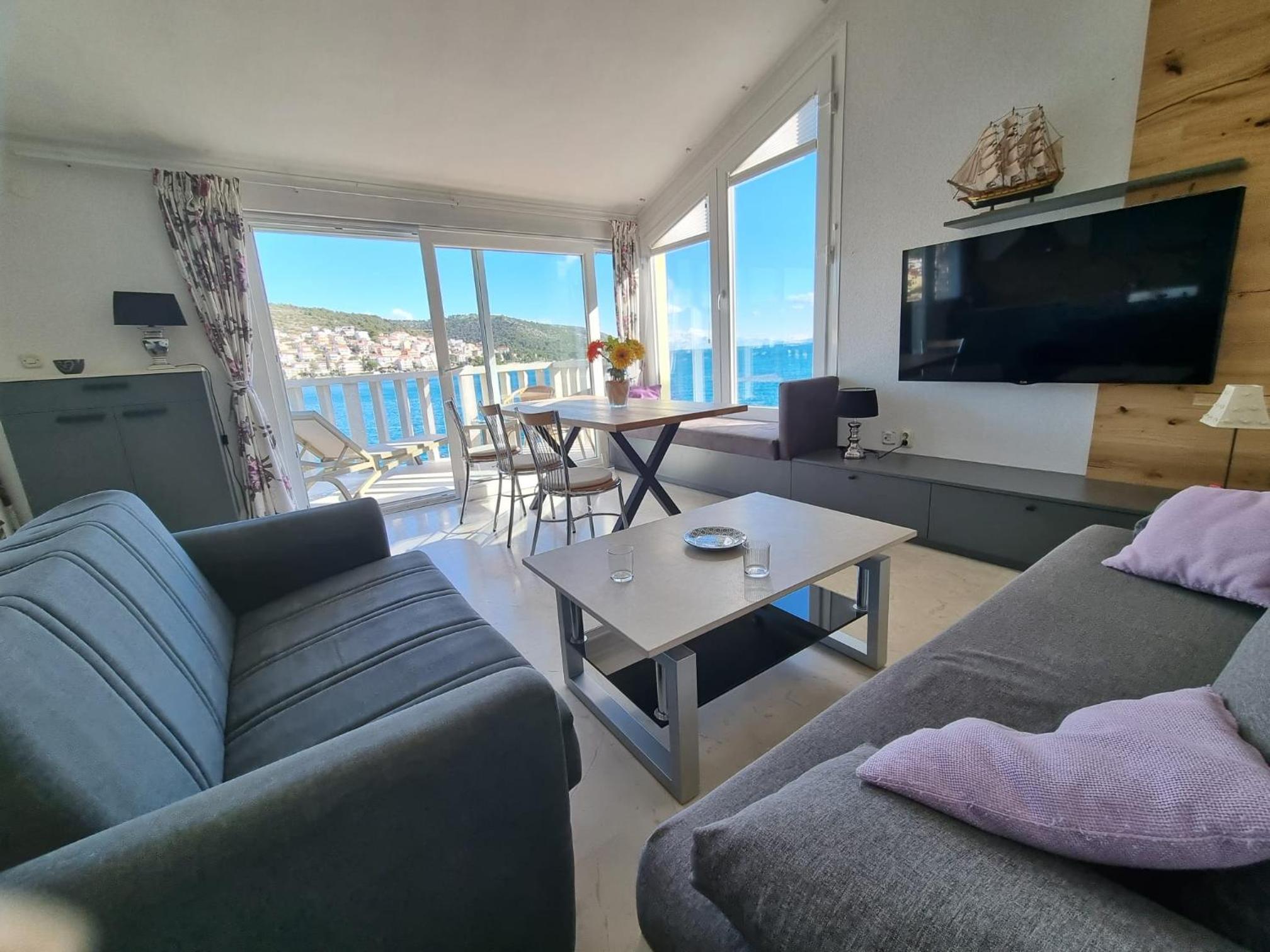 Villa Jana Apartments view 2