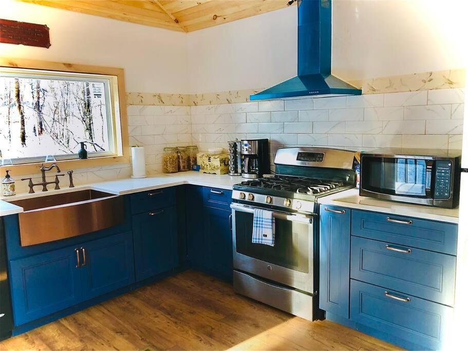 Charming 120-year-old farmhouse by the creek. view 5