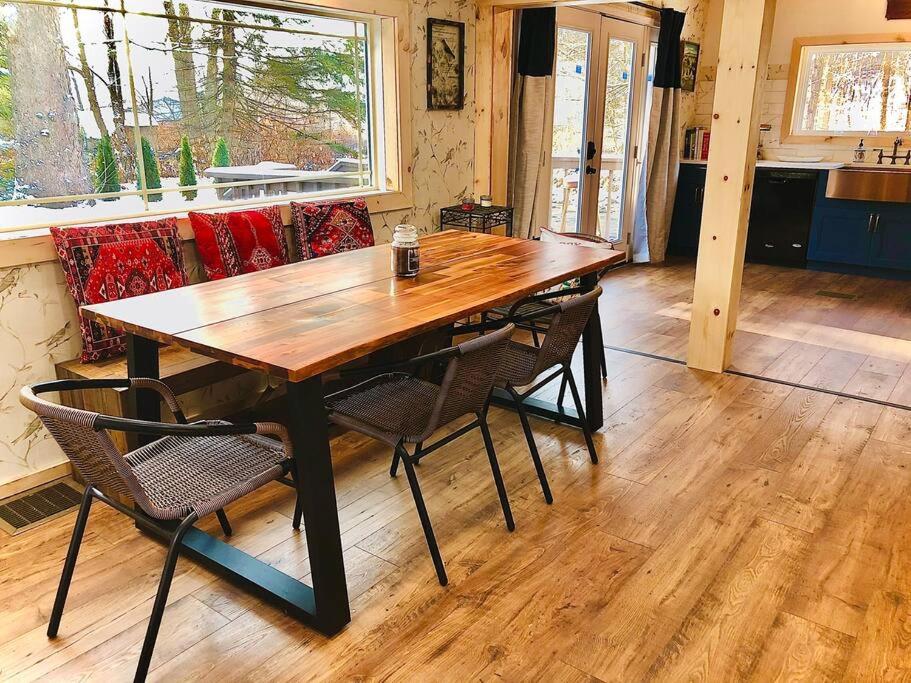 Charming 120-year-old farmhouse by the creek. view 2