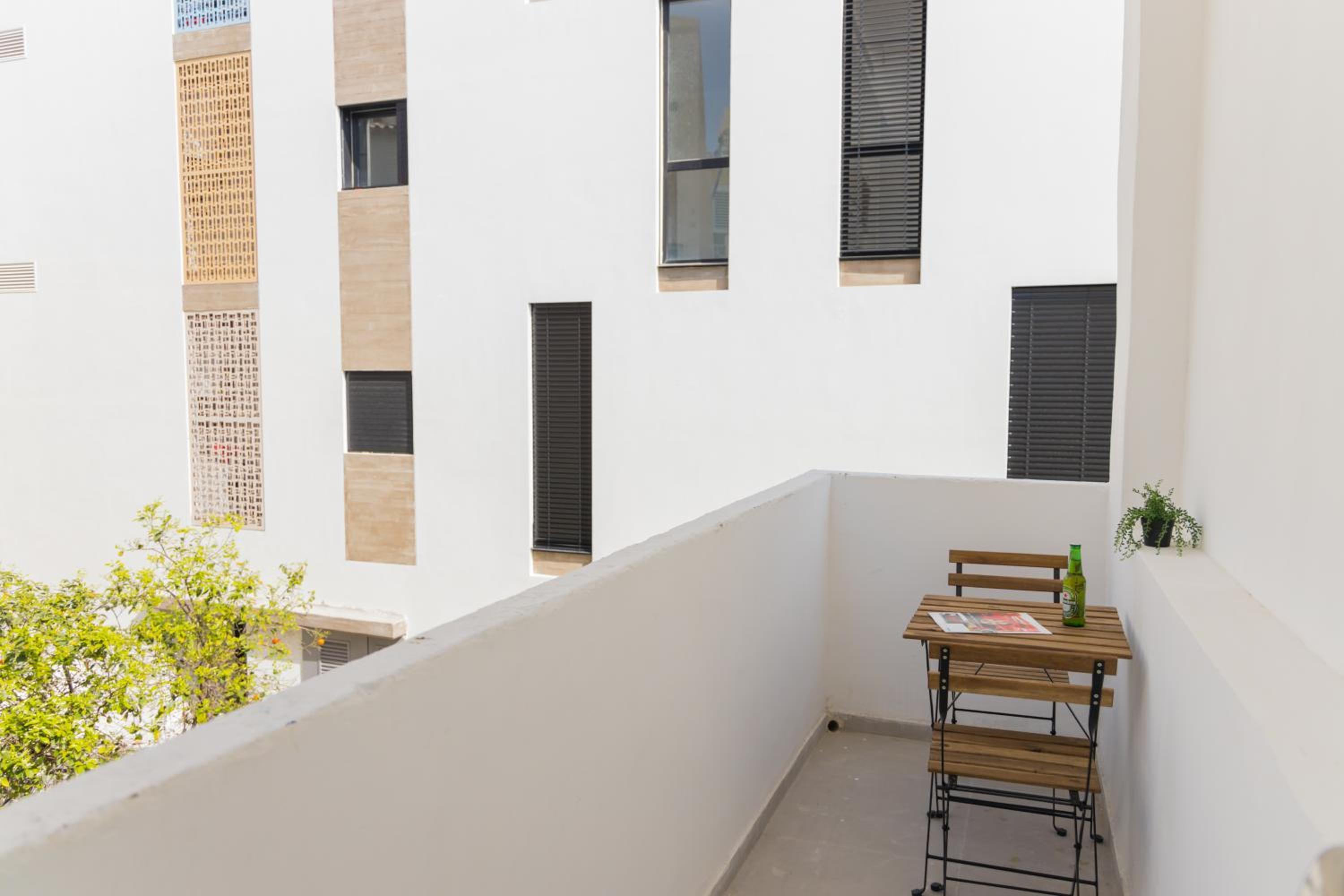 Authentic Carmel Market Apartment with Balcony