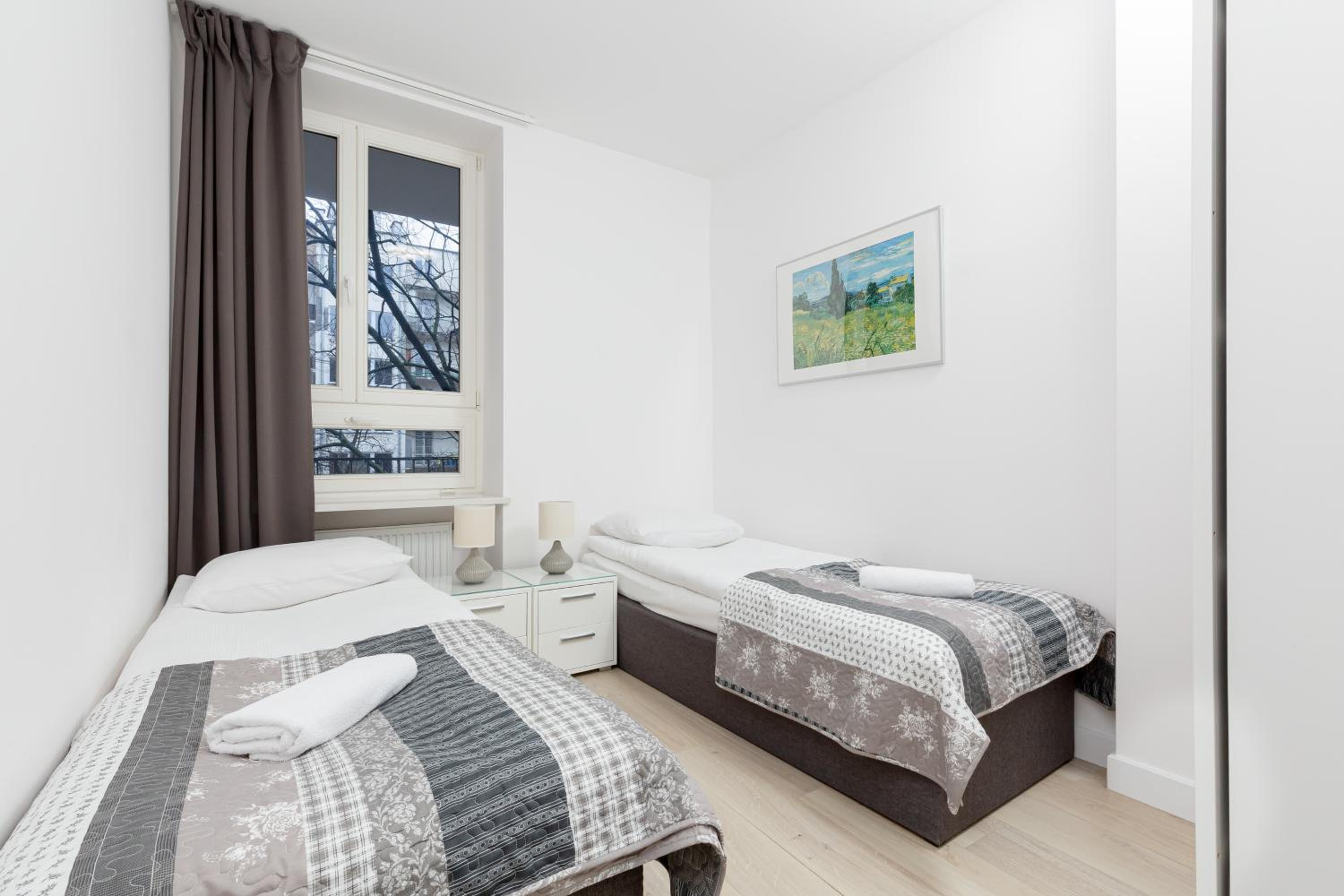 City Center Apartments Hoża by Noclegi Renters view 3