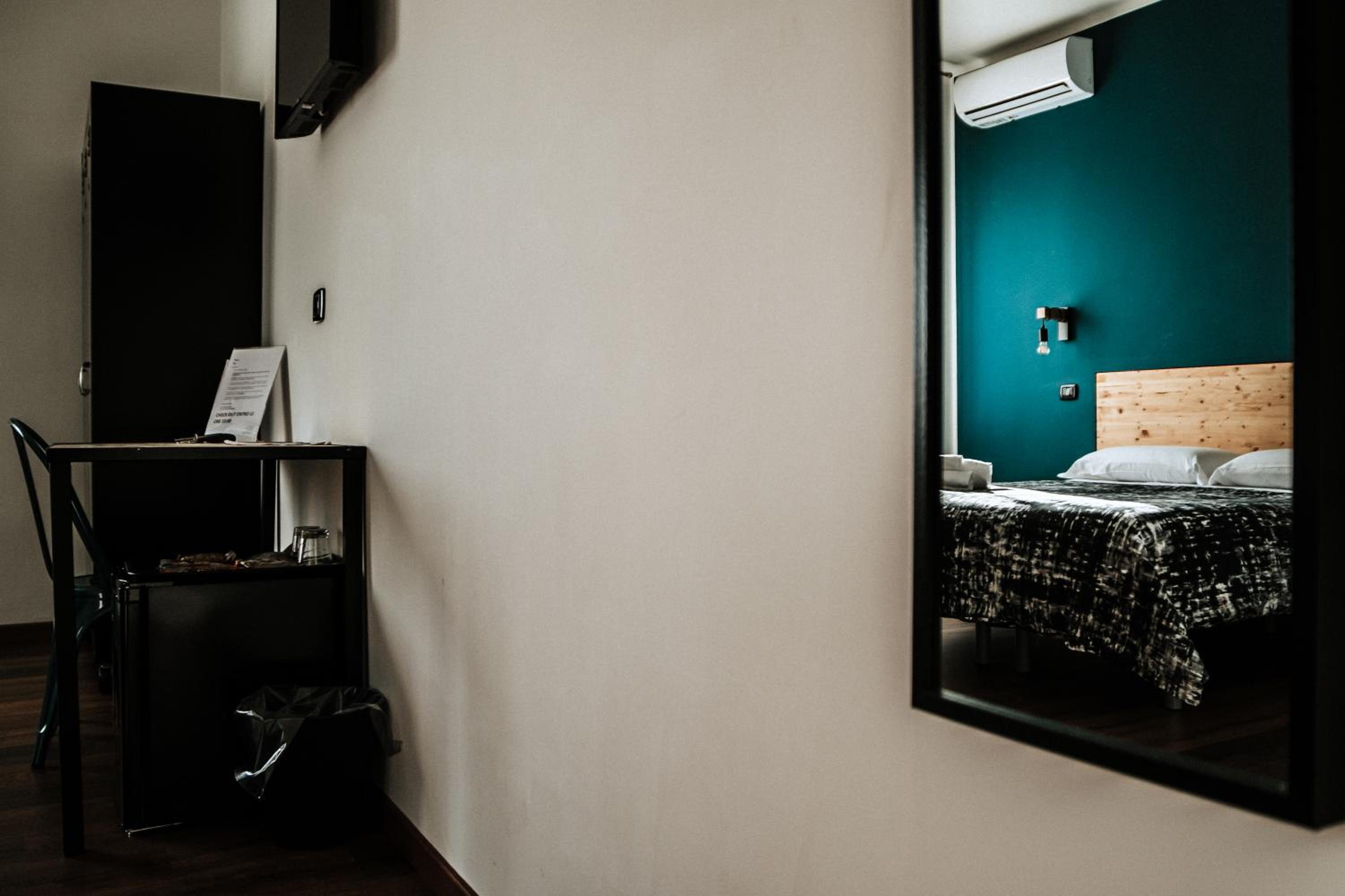 TRAVEL STATION Bedandbreakfast