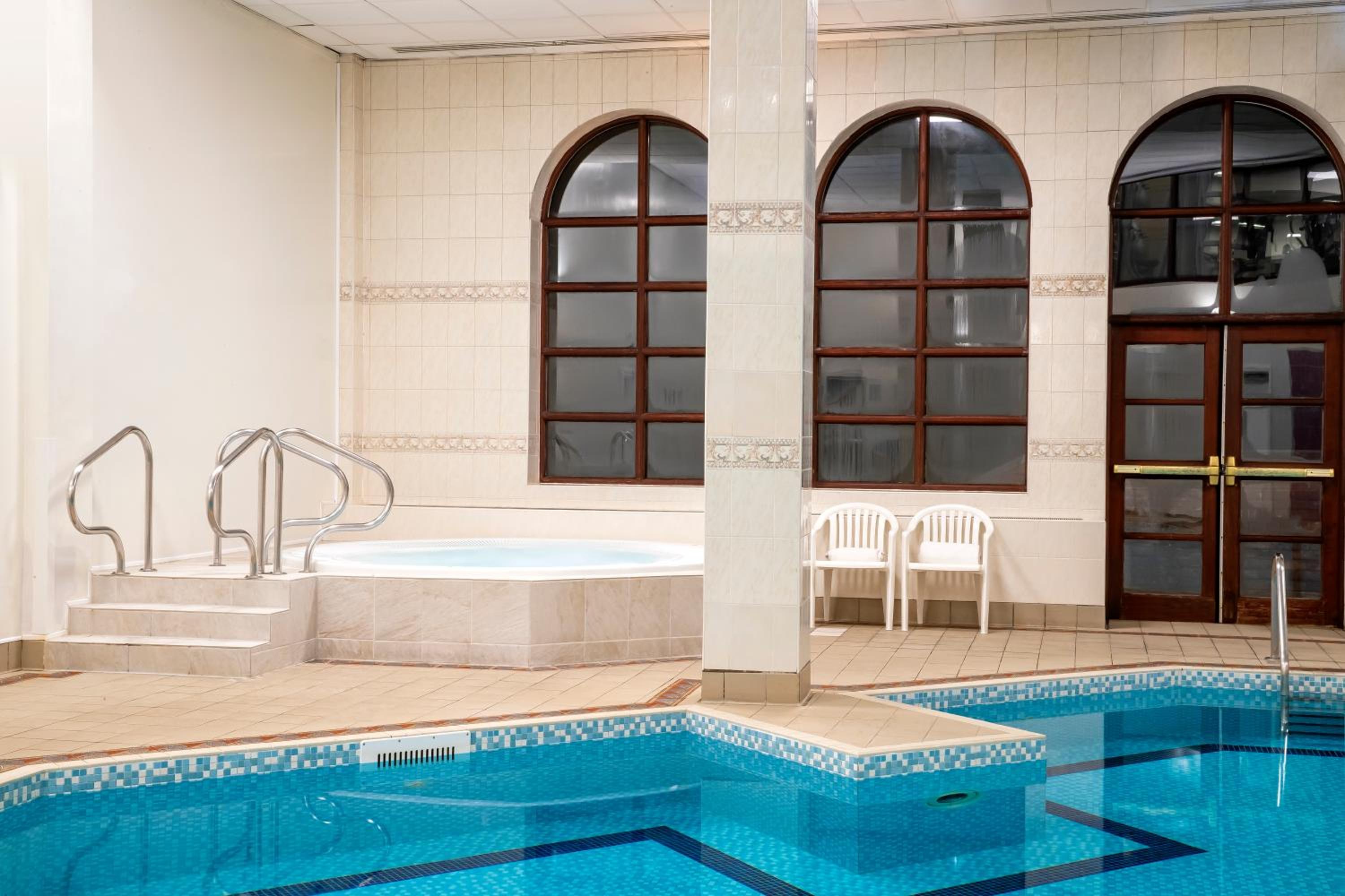 Solihull Vacations - Crowne Plaza Solihull, an IHG Hotel - Property Image 3