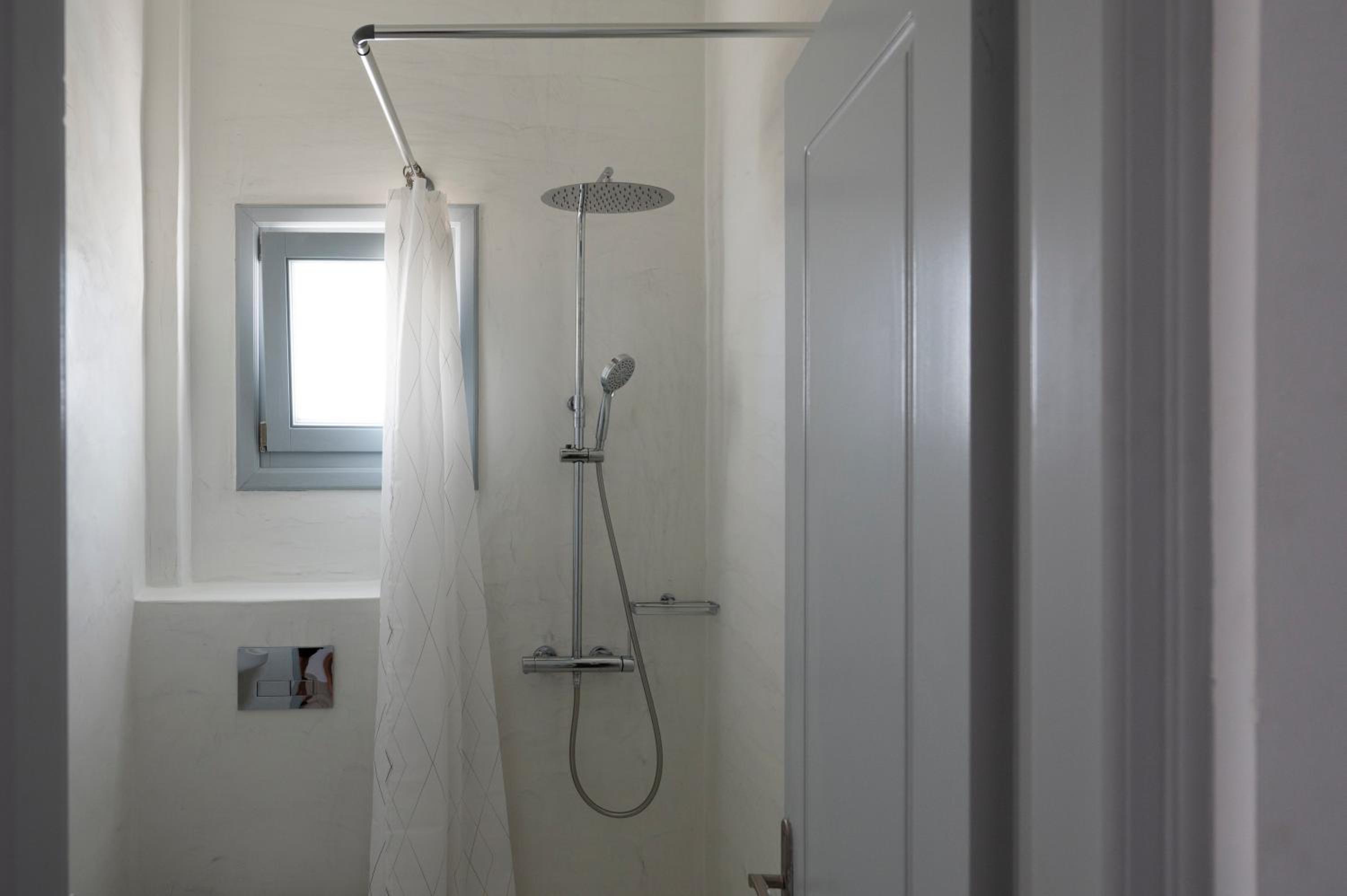 K & G Central Apartments Fira photo 5