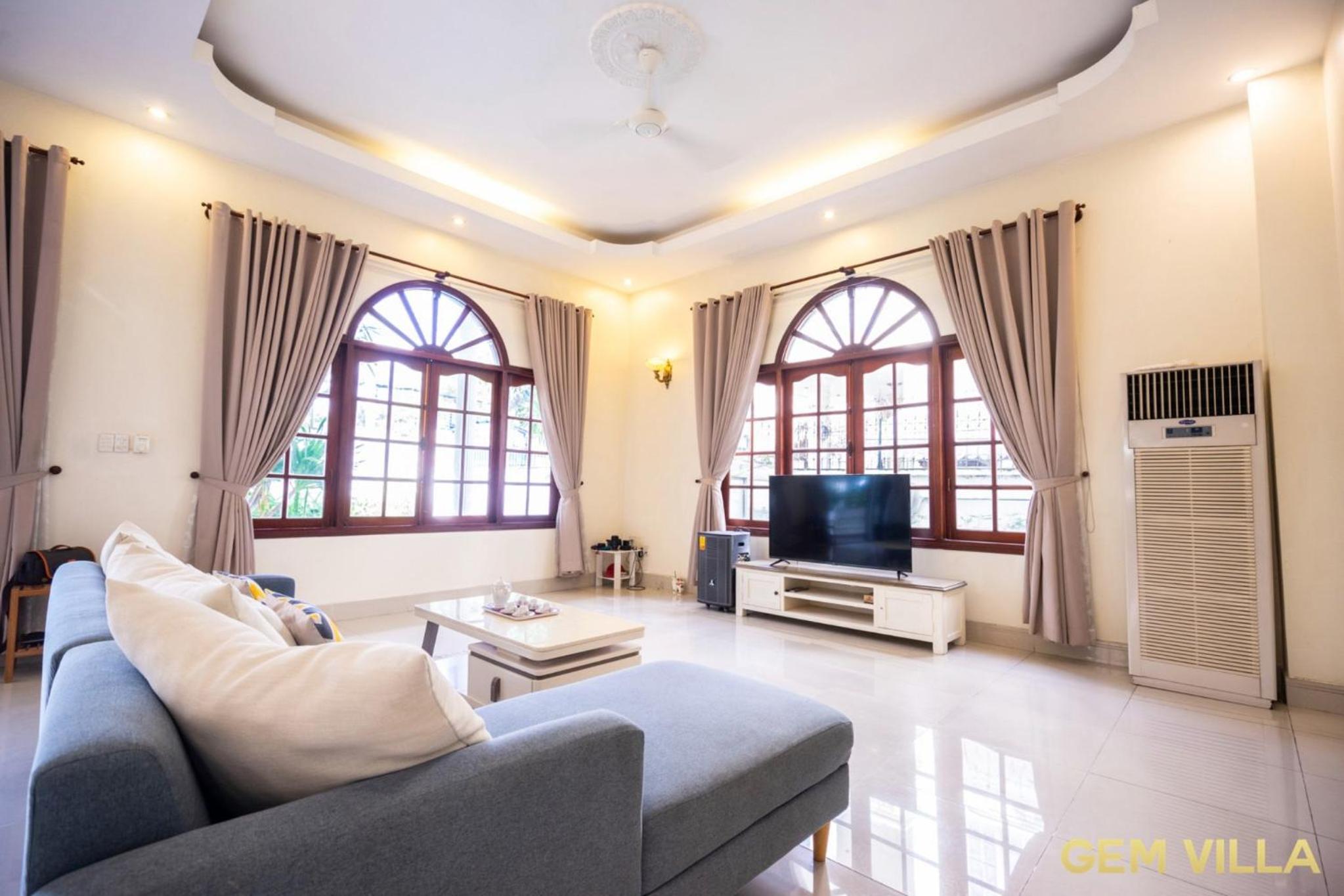 GEM VILLA 10 - 5 Bedroom, 6 Bathroom, Big Pool, Big Garden