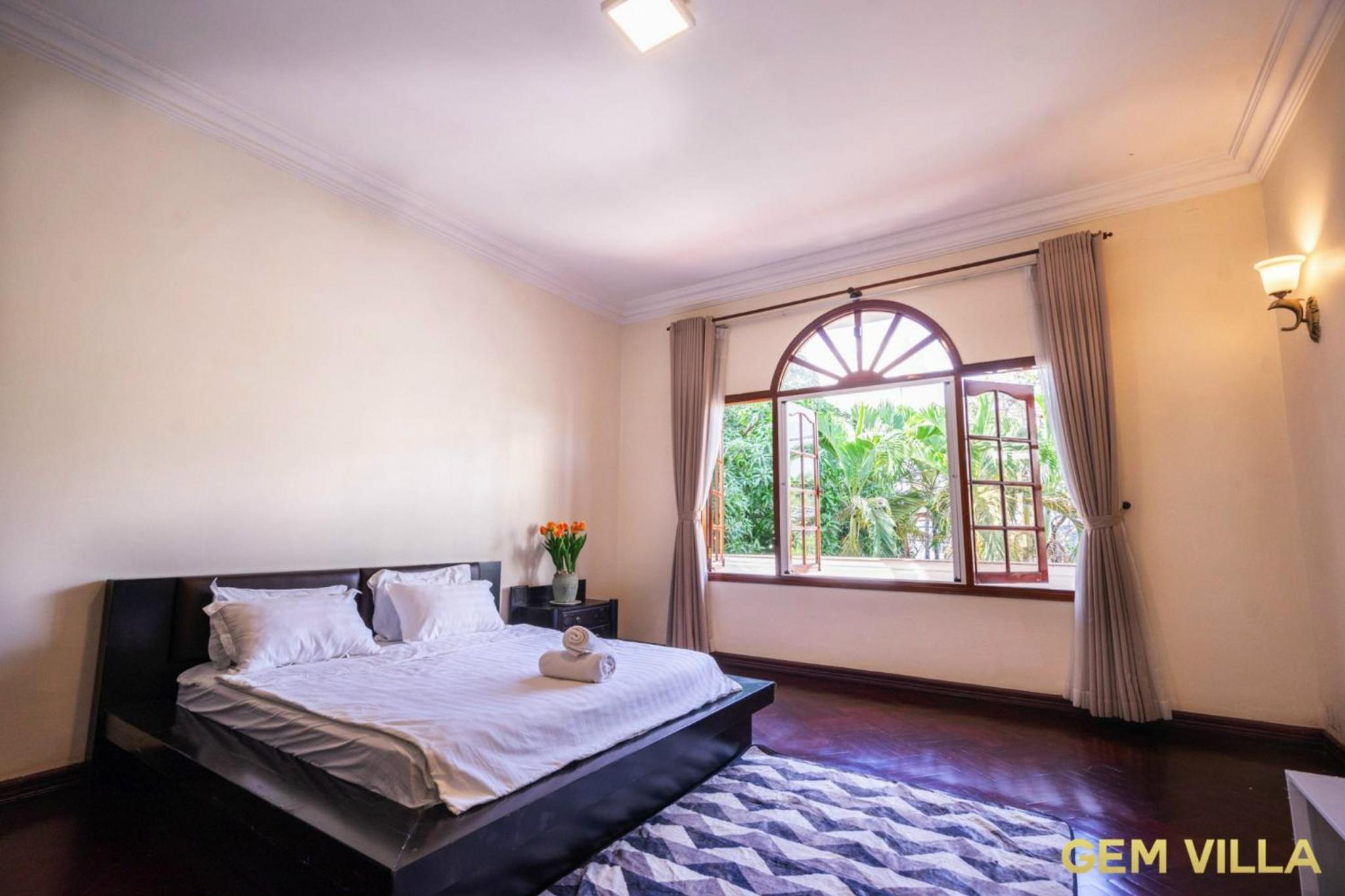 GEM VILLA 10 - 5 Bedroom, 6 Bathroom, Big Pool, Big Garden