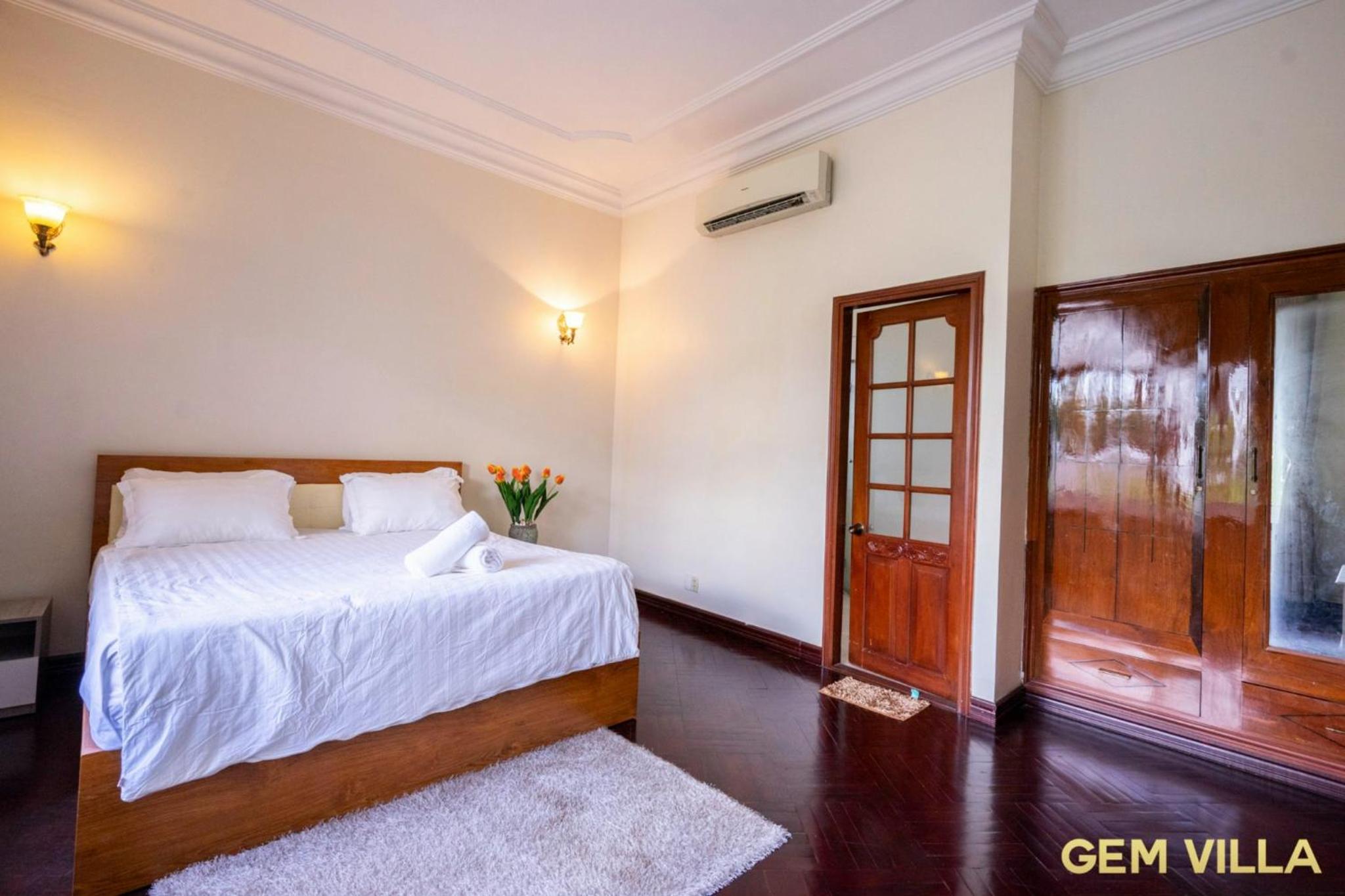 GEM VILLA 10 - 5 Bedroom, 6 Bathroom, Big Pool, Big Garden