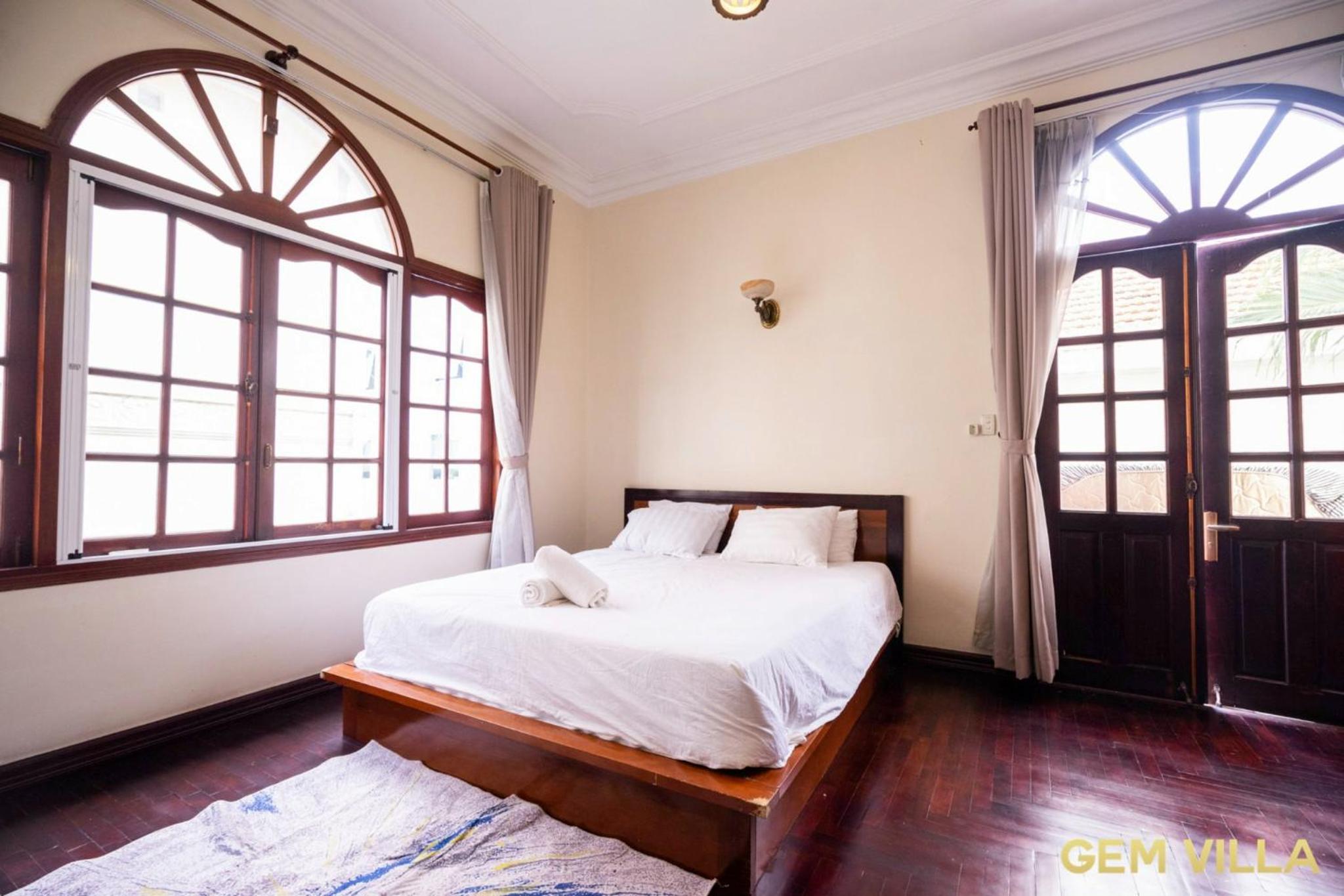 GEM VILLA 10 - 5 Bedroom, 6 Bathroom, Big Pool, Big Garden