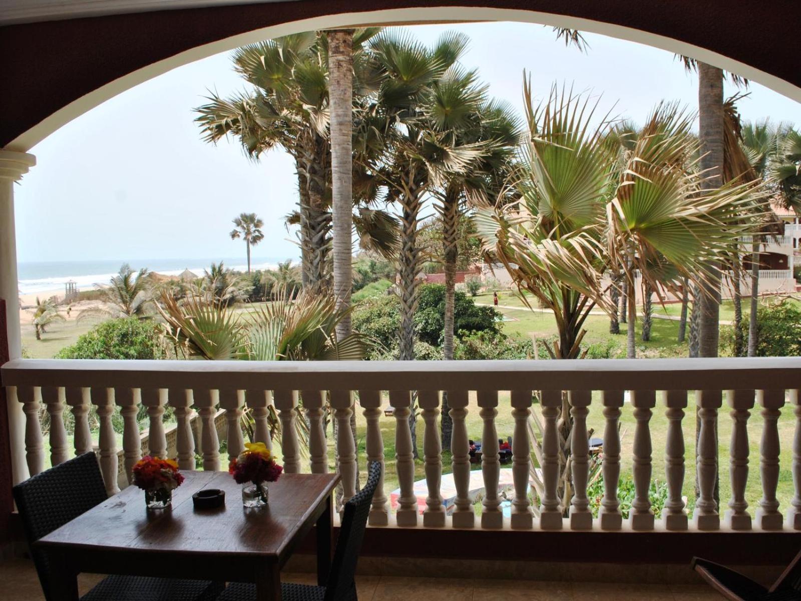 Lemon Creek Hotel Resort