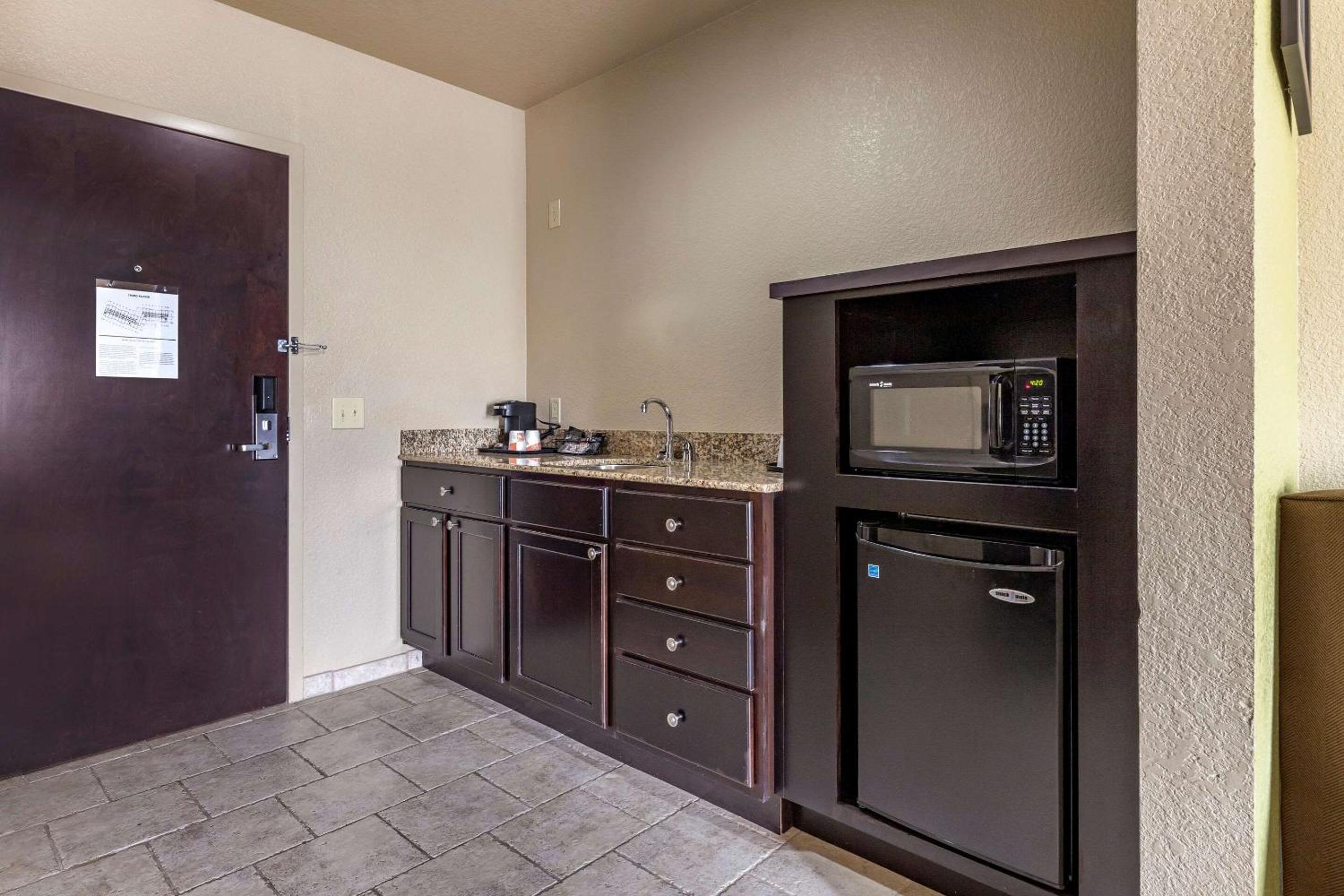 Comfort Inn Bentonville - Crystal Bridges, Foto 32