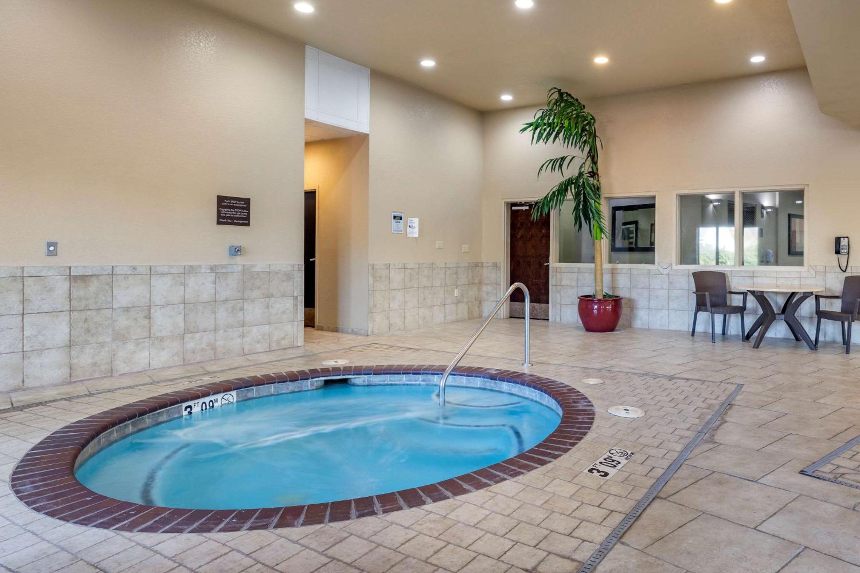 Comfort Inn Bentonville - Crystal Bridges, Foto 11