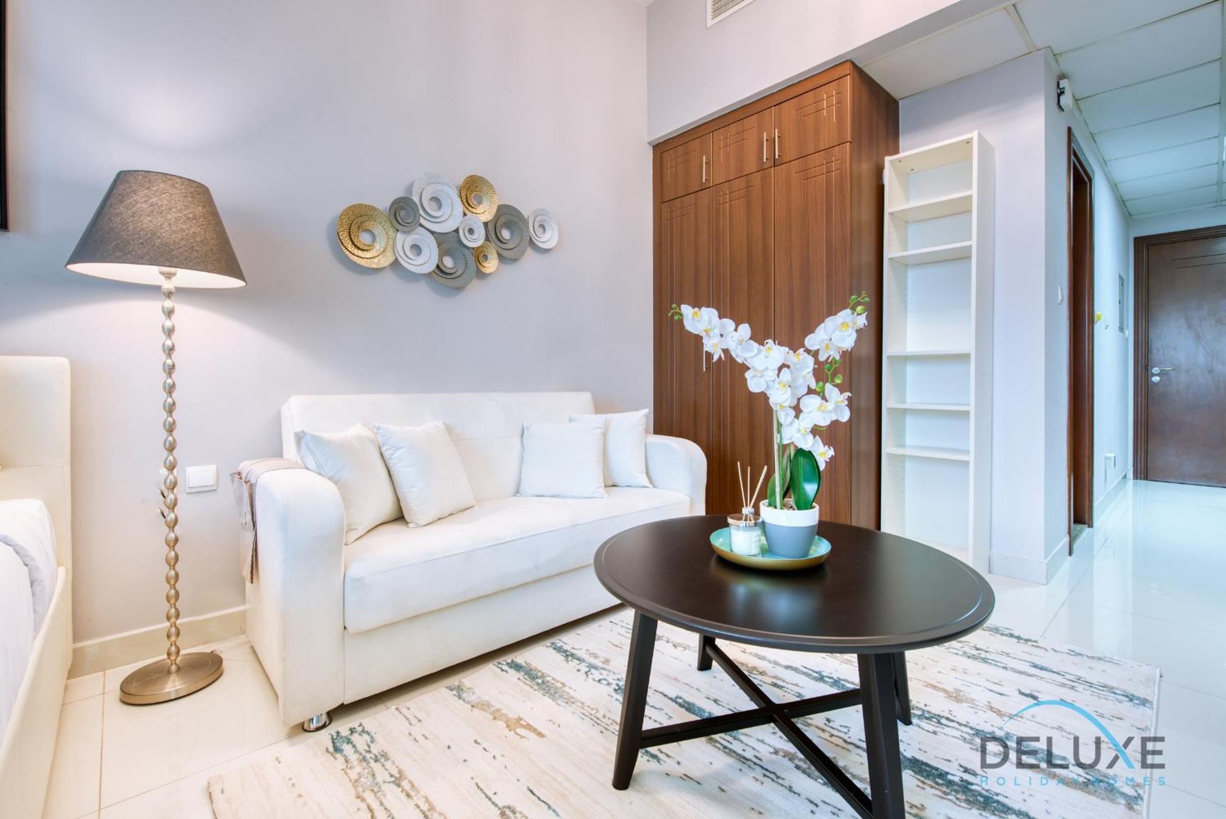 Serene Studio in Elite Residences 4 Sports City by Deluxe Holiday Homes