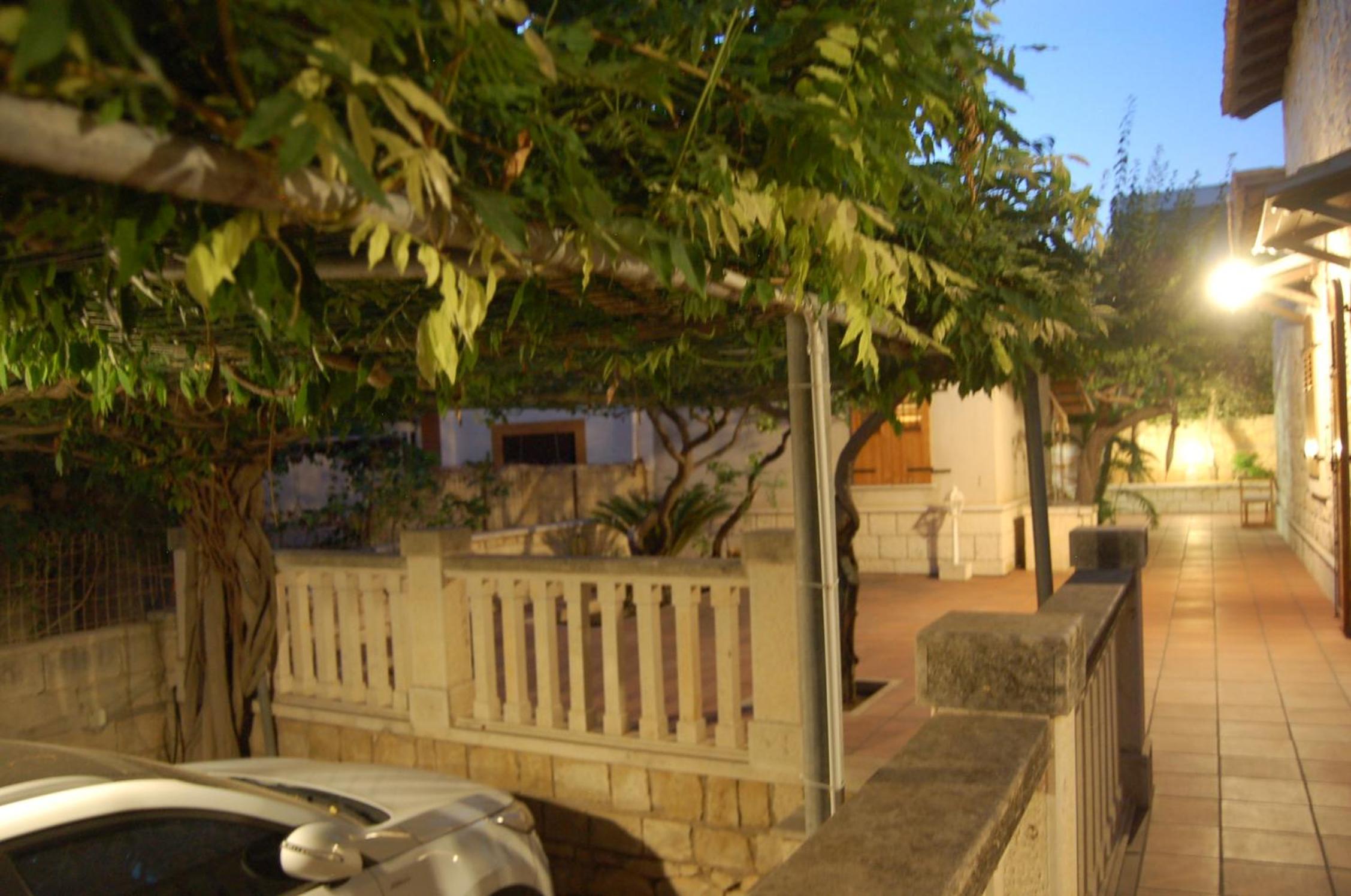 Photo 42