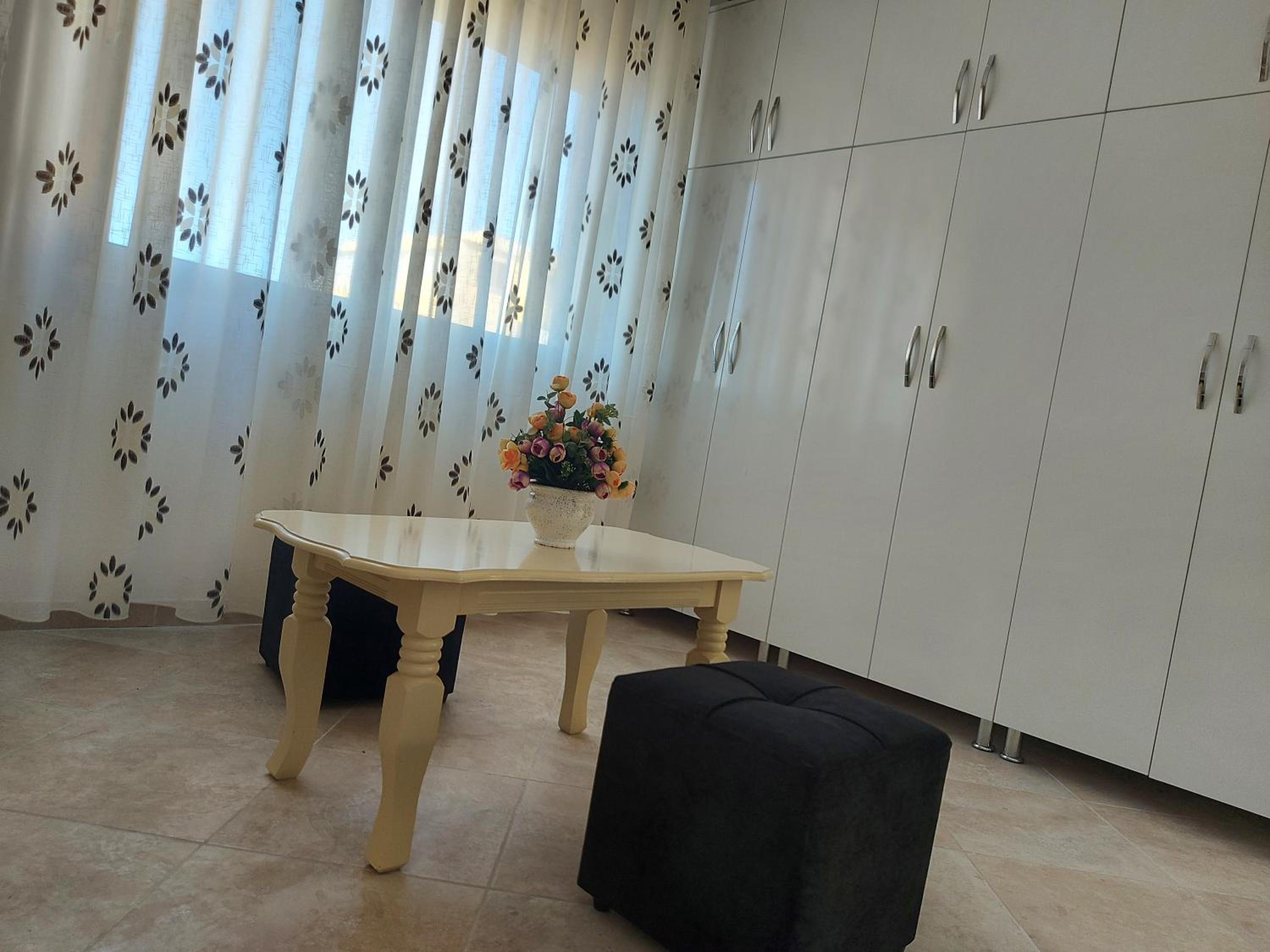 Bral Apartment 7 - Two-Bedroom with Seaview