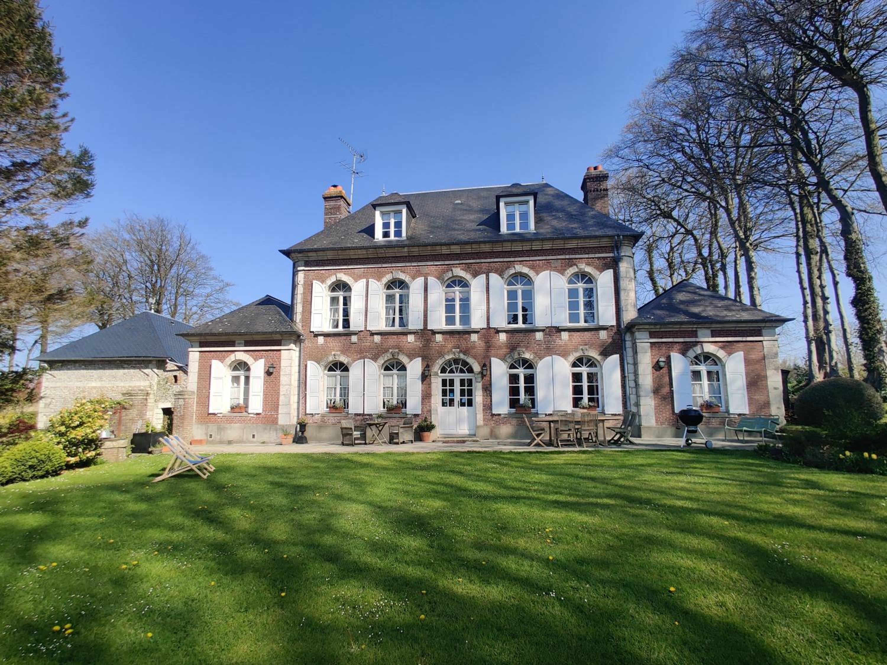 Le Clos des Hautes Loges view 3