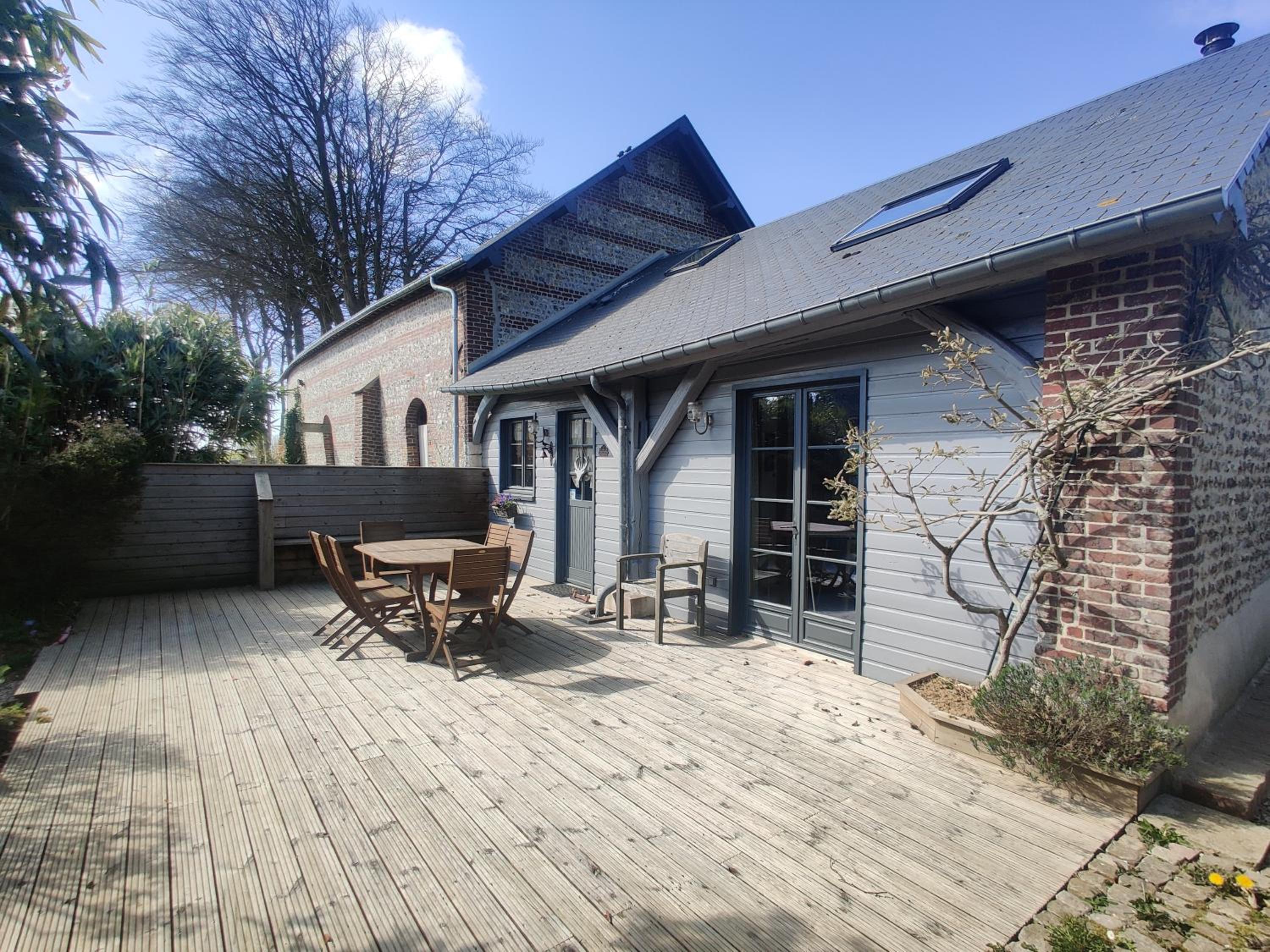 Le Clos des Hautes Loges view 2